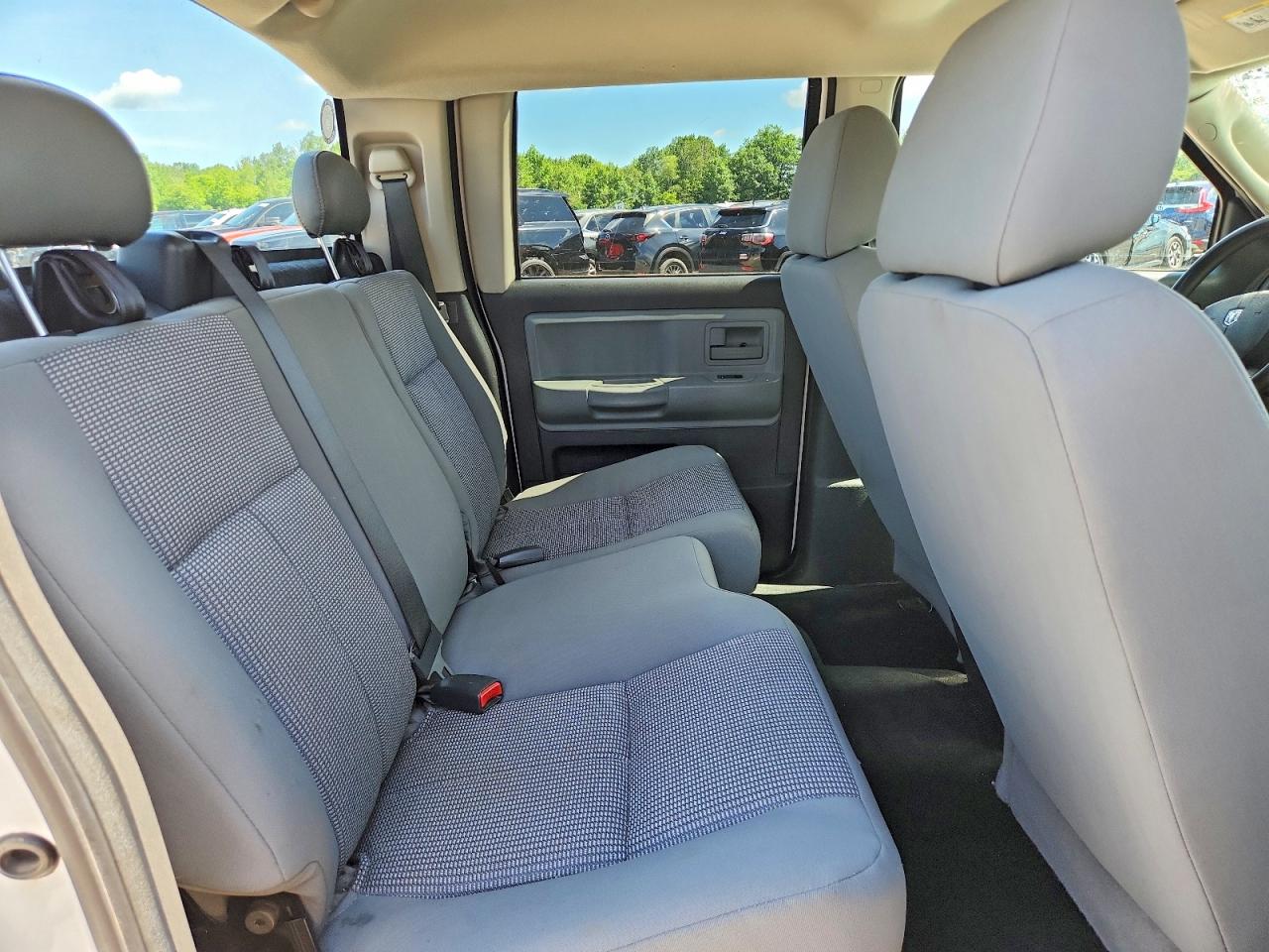 2011 Dodge Dakota Big Horn/lone White vin: 1D7RW3GK7BS661603