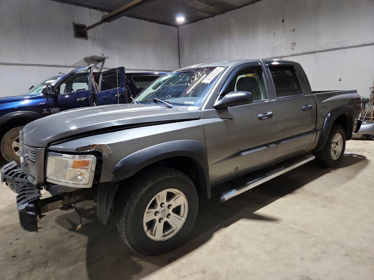 2011 Dodge Dakota Slt Серый vin: 1D7RW3GK9BS686972