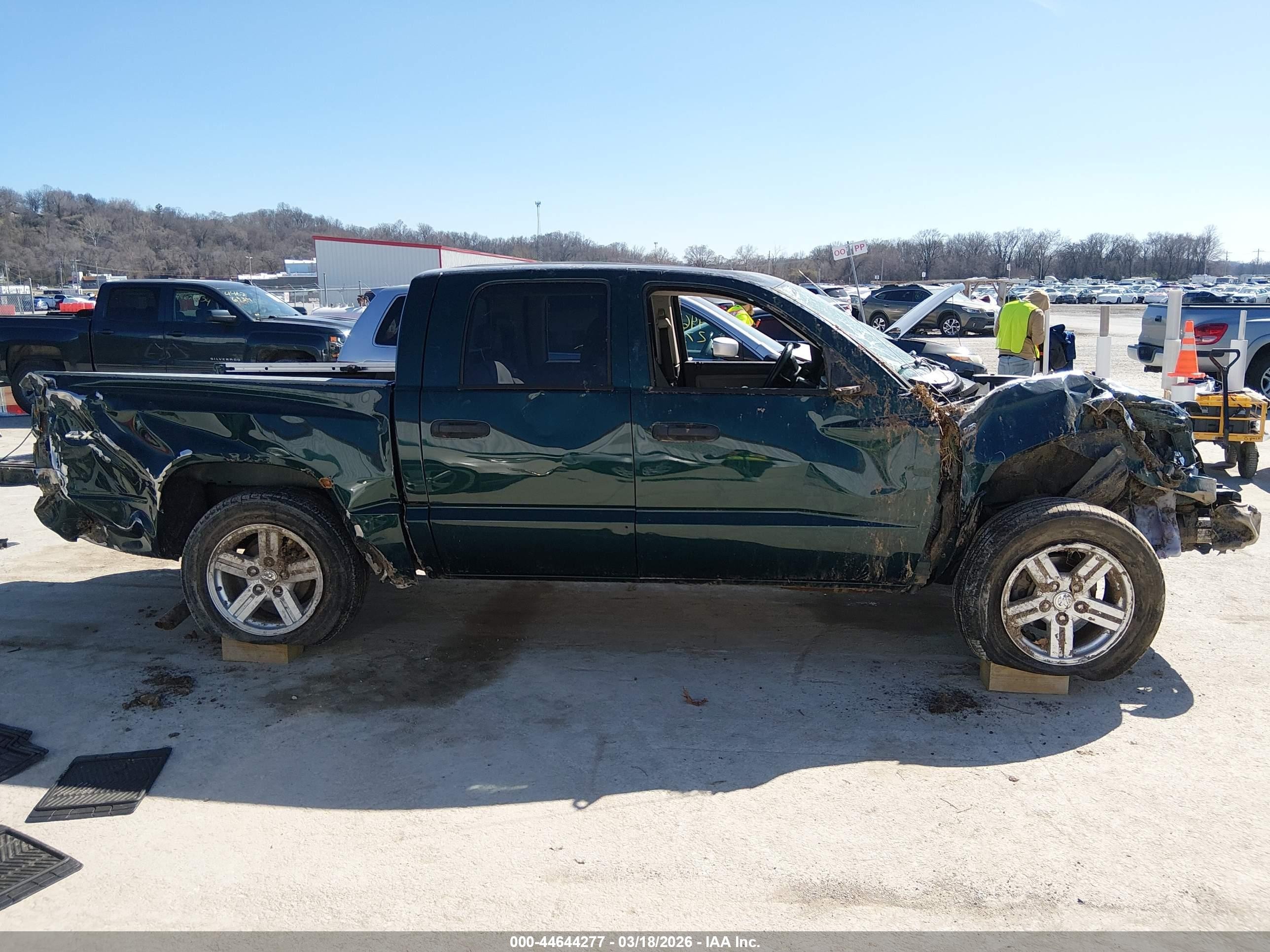 2011 Ram Dakota Bighorn/lonestar Green vin: 1D7RW3GP1BS579507
