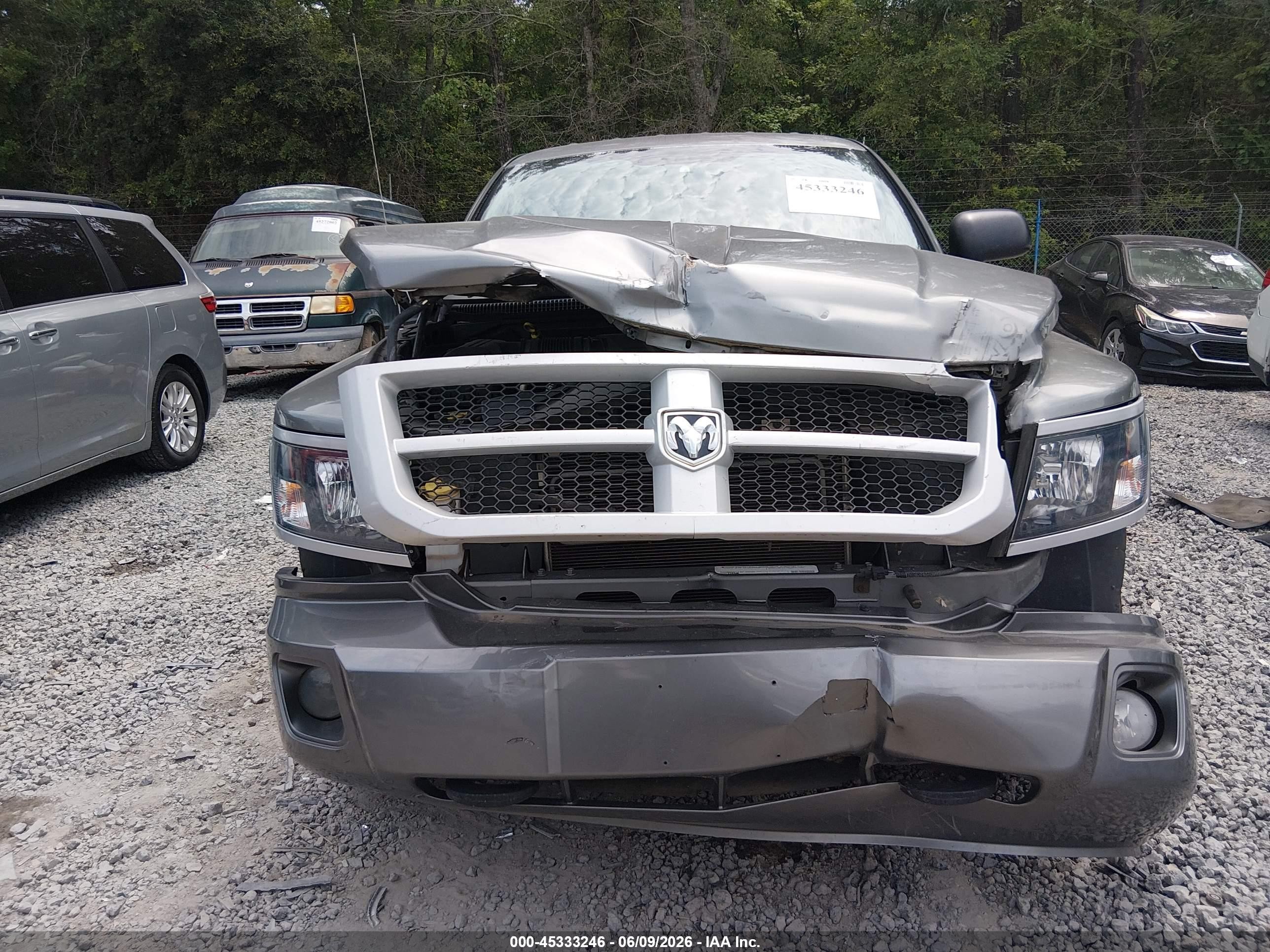 2011 Ram Dakota Bighorn/lonestar Серебряный vin: 1D7RW3GP2BS661584