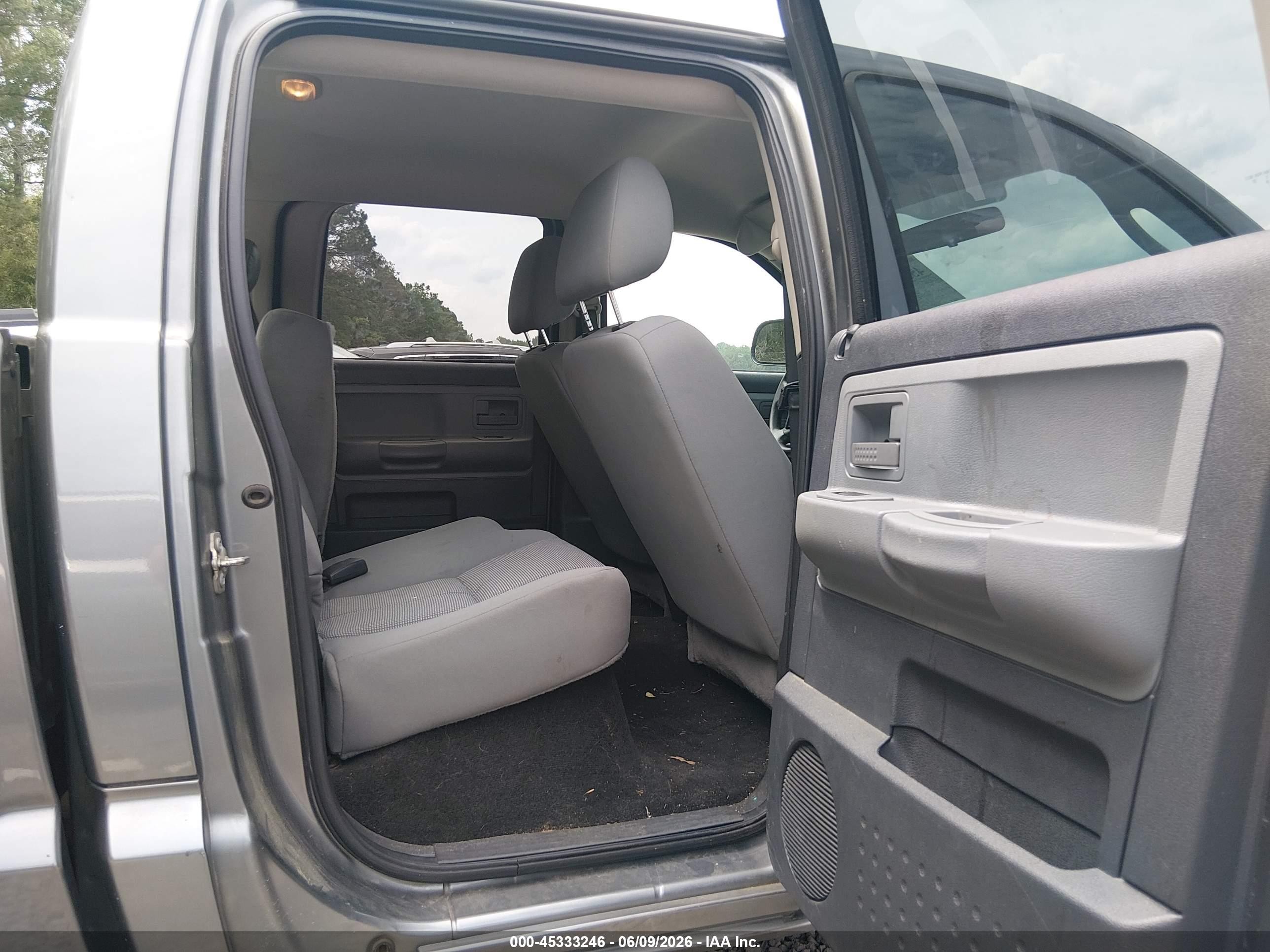 2011 Ram Dakota Bighorn/lonestar Серебряный vin: 1D7RW3GP2BS661584