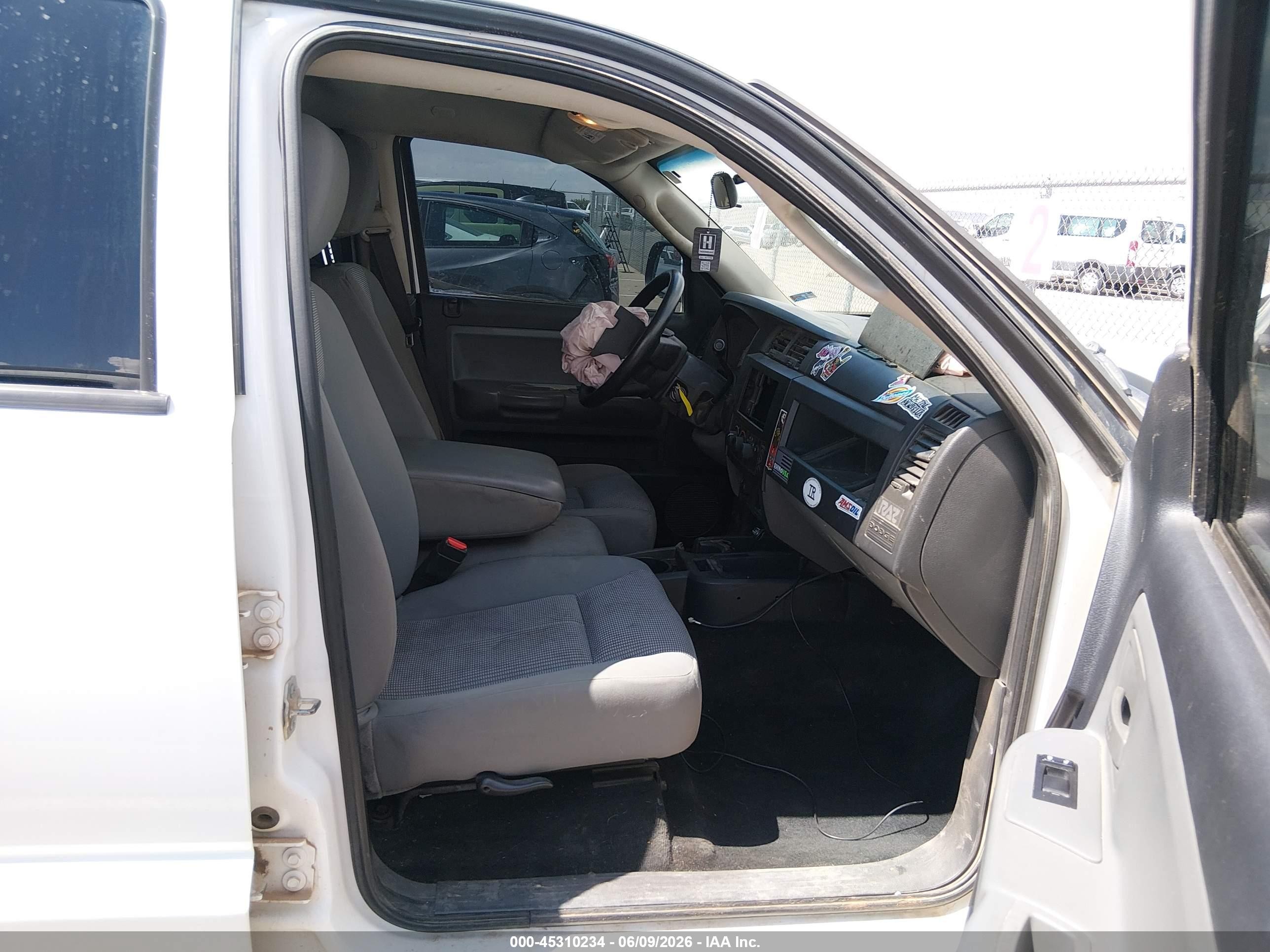 2011 Ram Dakota Bighorn/lonestar White vin: 1D7RW3GP4BS649811