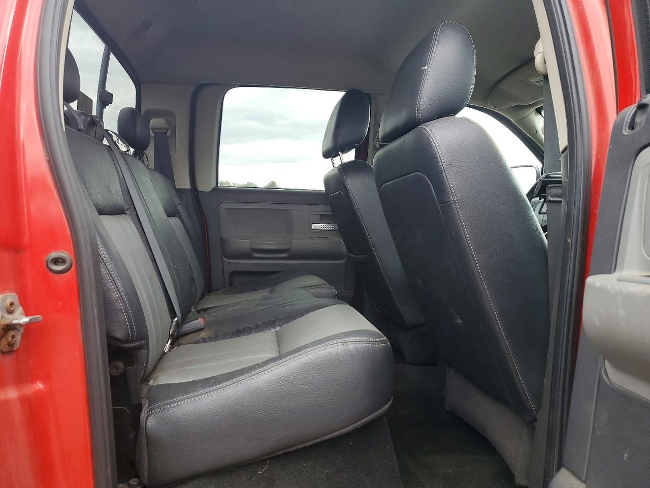 2011 Dodge Dakota Laramie Red vin: 1D7RW5GP0BS589568