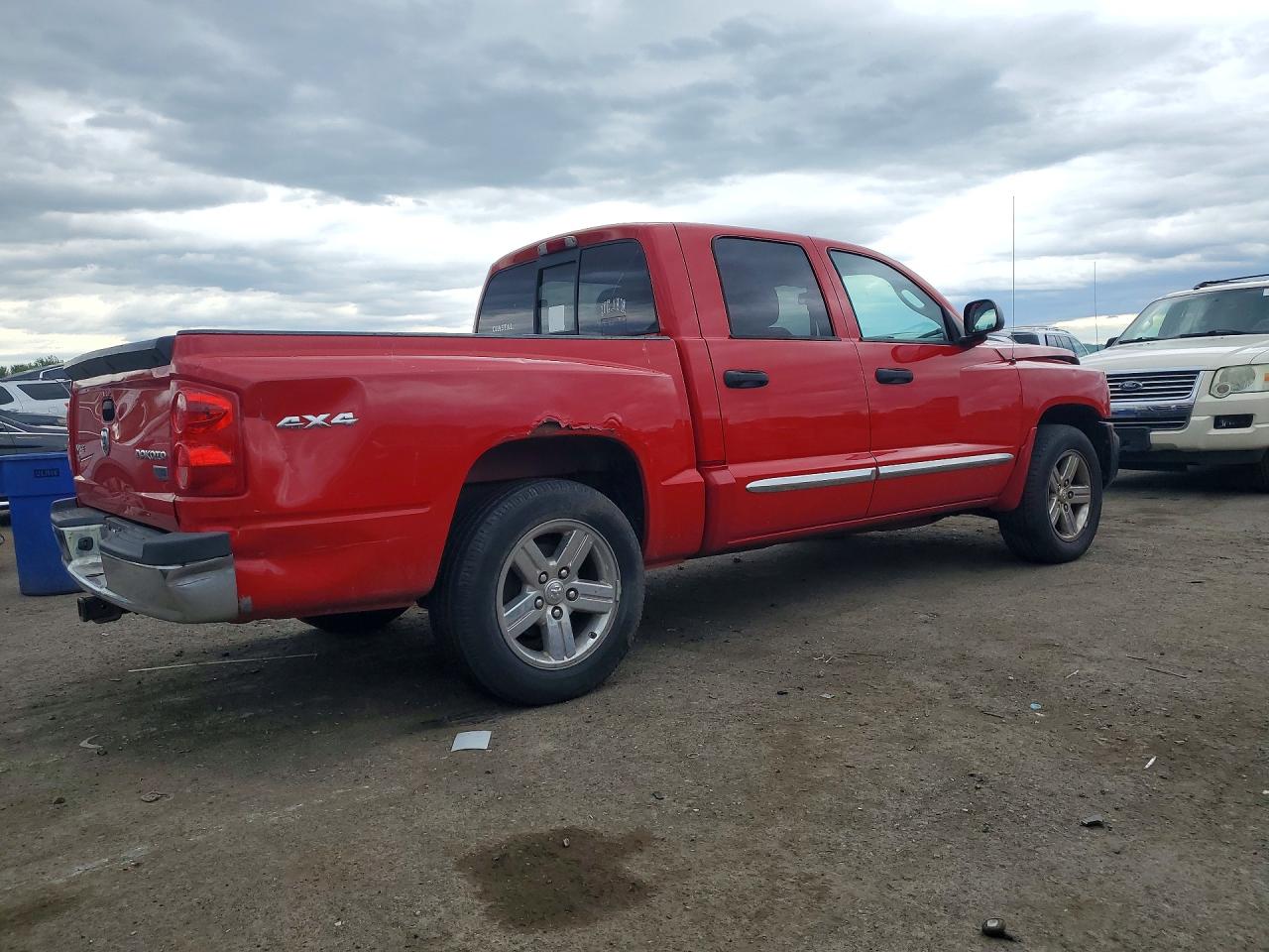 2011 Dodge Dakota Laramie Red vin: 1D7RW5GP0BS589568