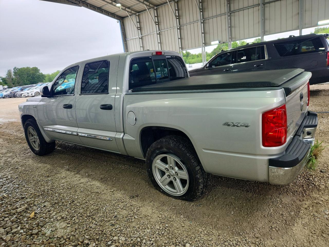 2011 Dodge Dakota Laramie Silver vin: 1D7RW5GP6BS633959
