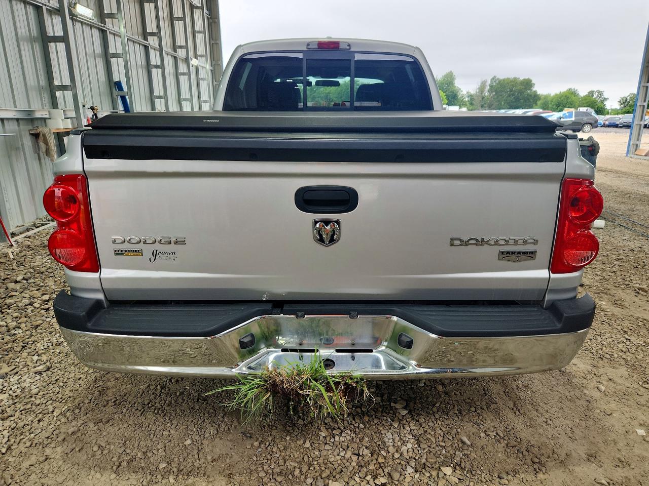 2011 Dodge Dakota Laramie Silver vin: 1D7RW5GP6BS633959