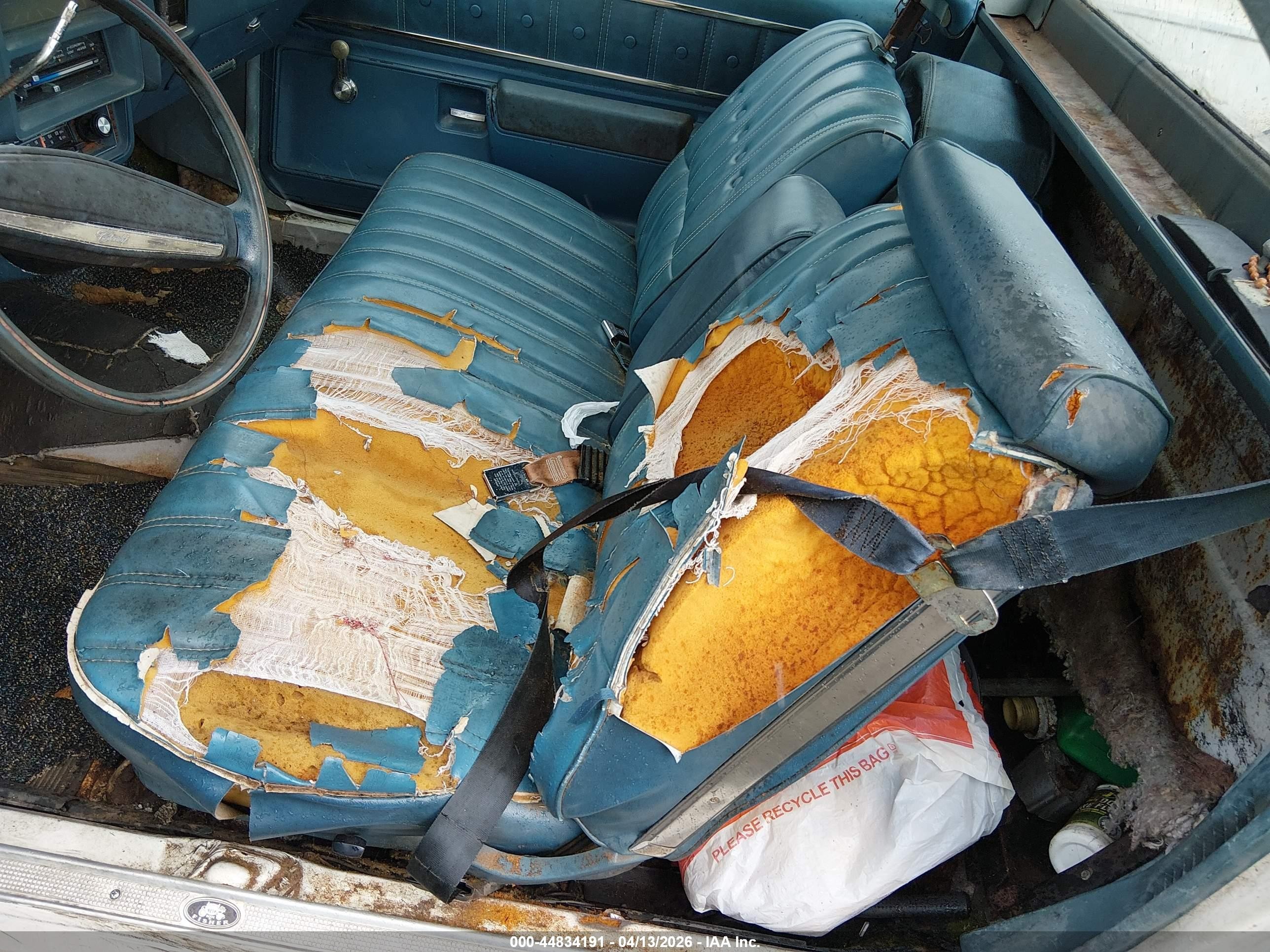 1976 Chevrolet El Camino   Бежевый vin: 1D80L6R460311    