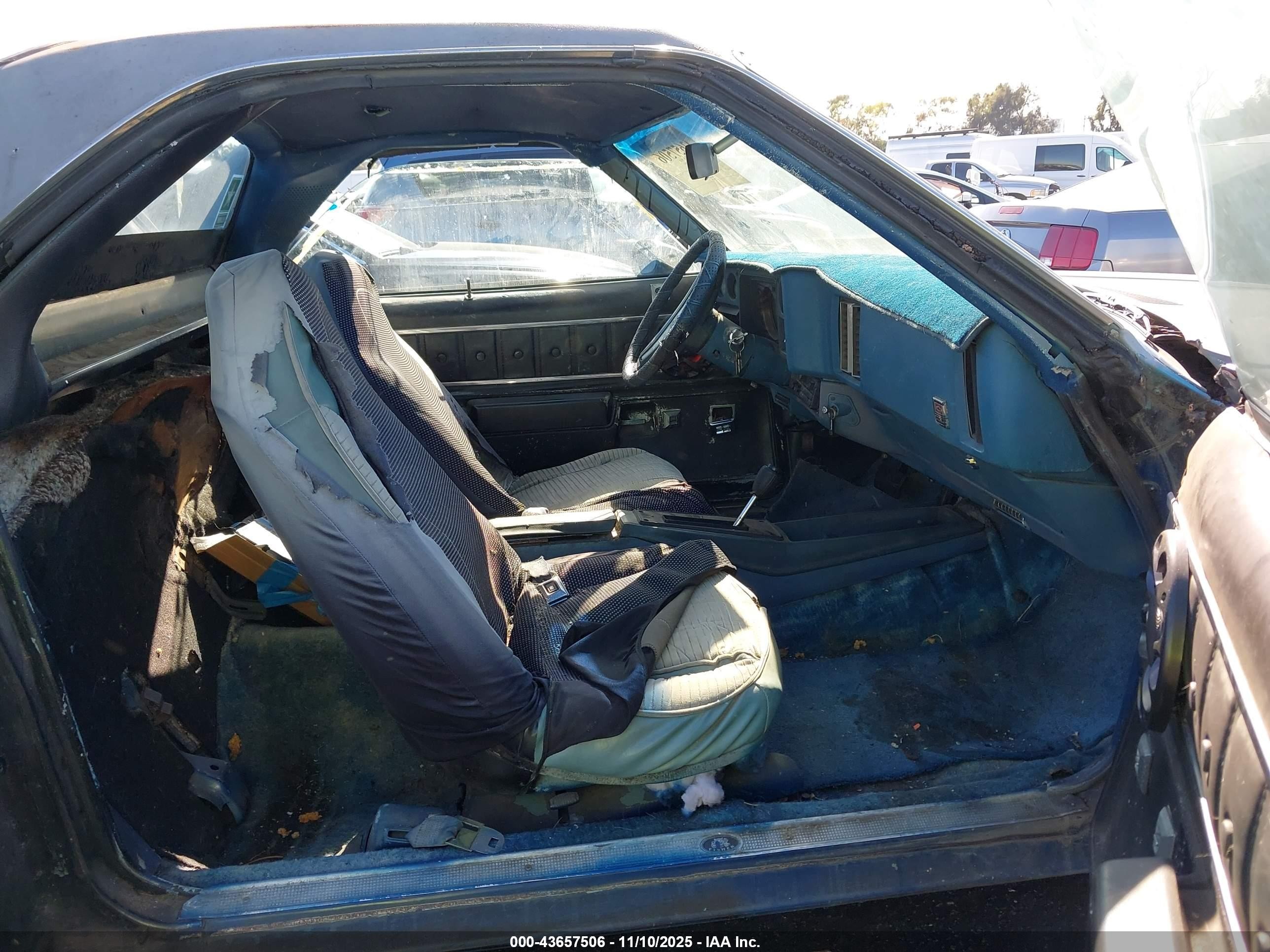 1977 Chevrolet El Camino   Серый vin: 1D80L7Z428082    