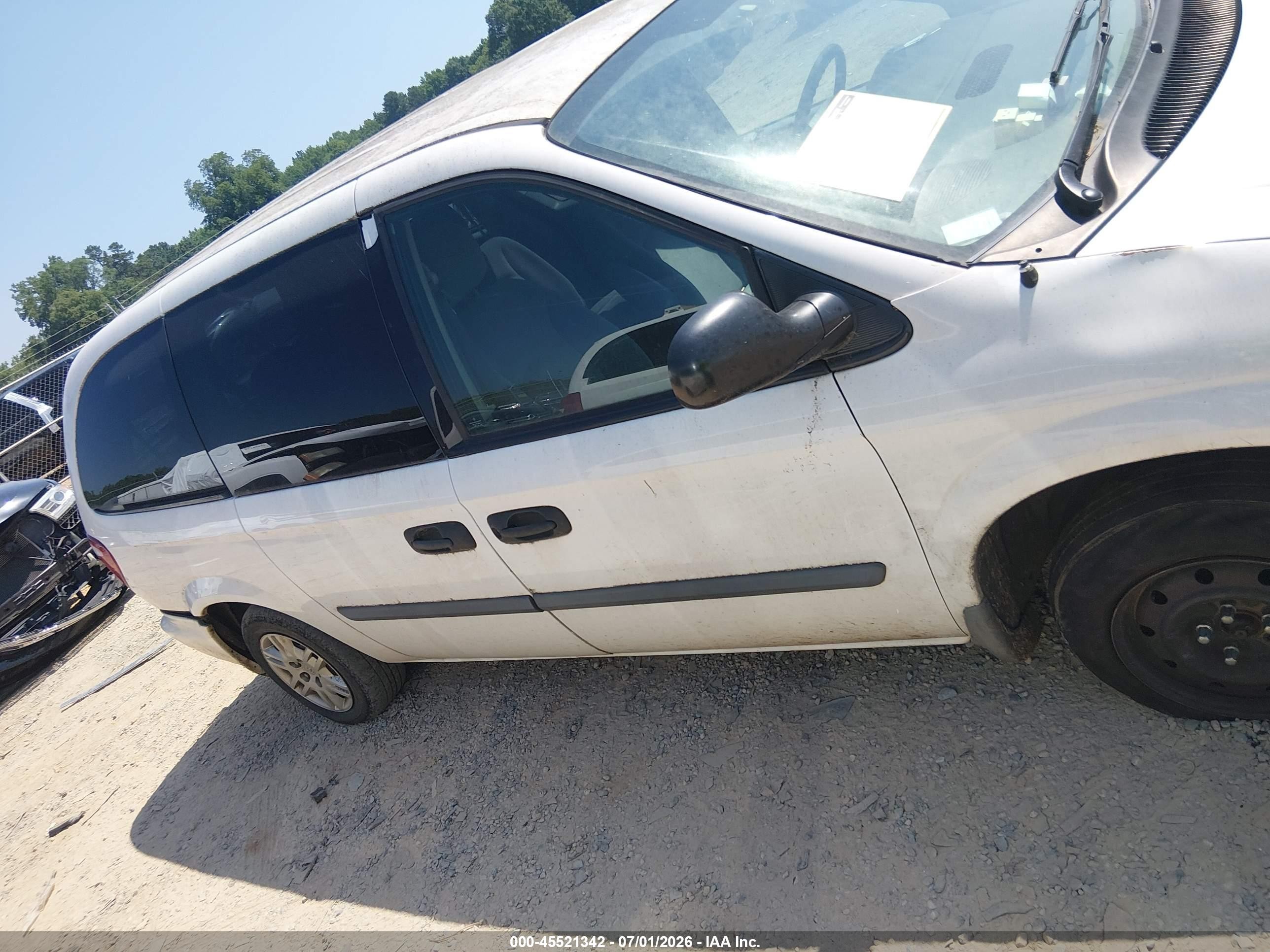 2006 Dodge Grand Caravan Se White vin: 1D8GP24E66B650803