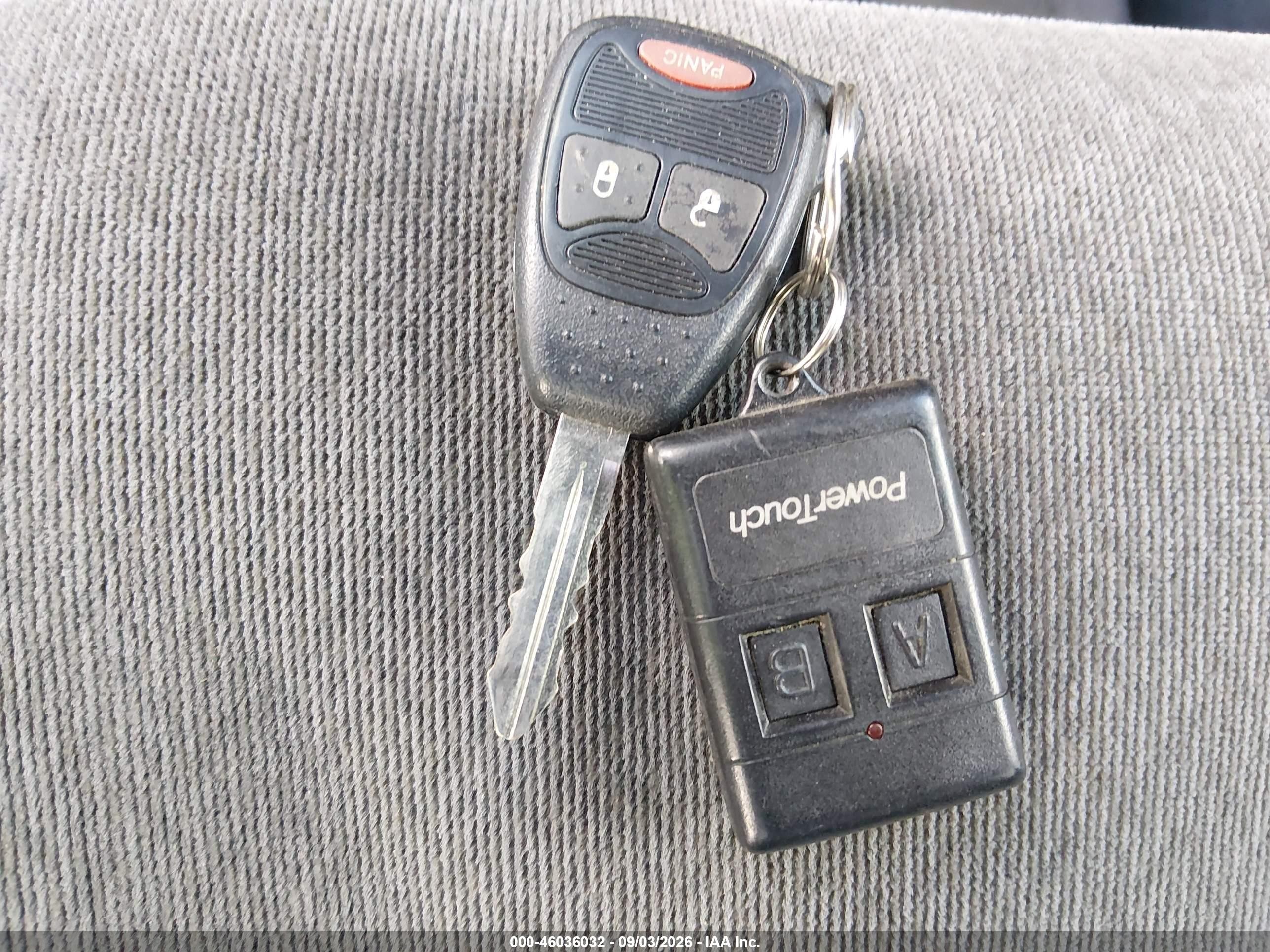 2005 Dodge Grand Caravan Se Silver vin: 1D8GP24R15B192749