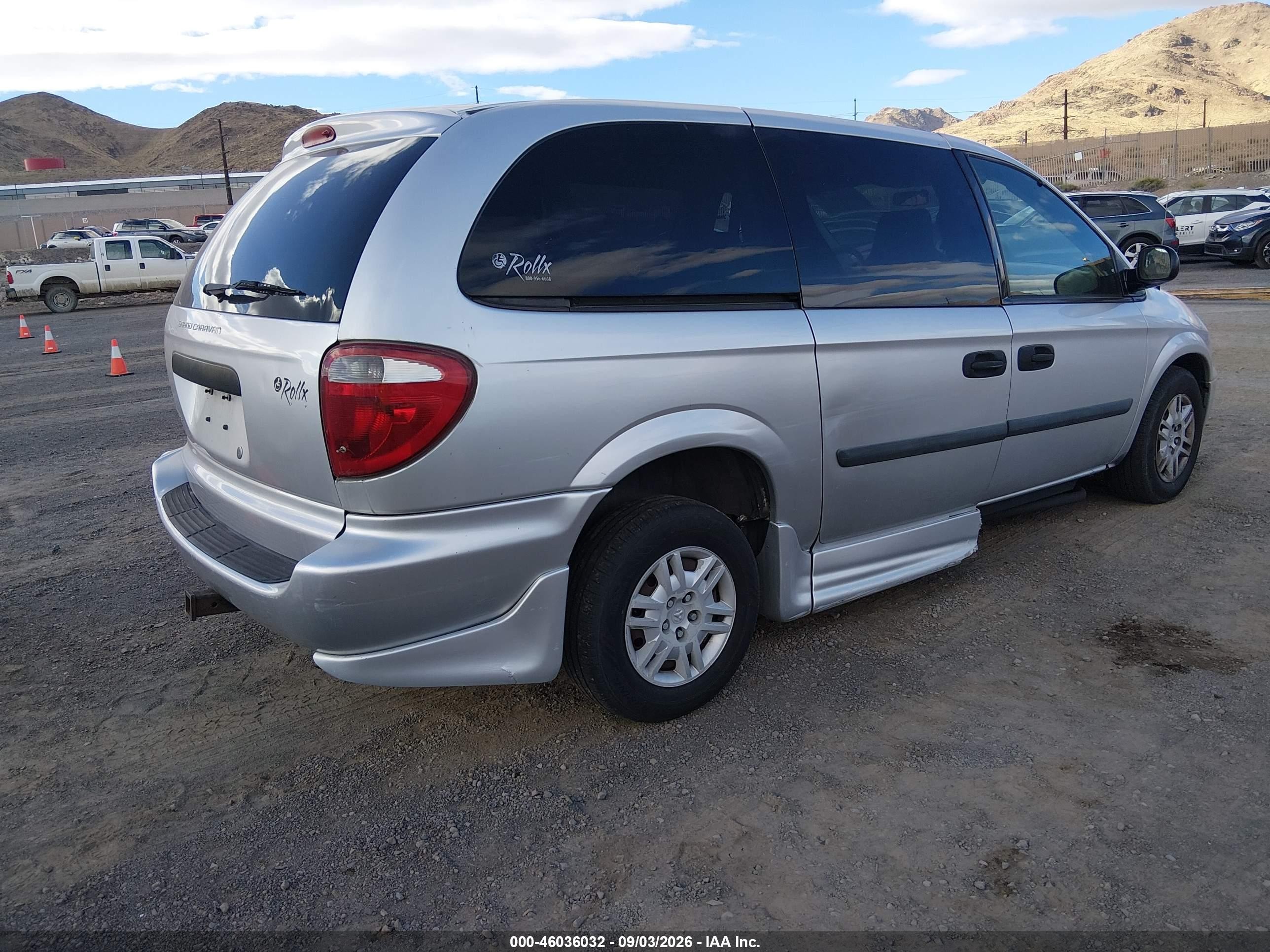 2005 Dodge Grand Caravan Se Silver vin: 1D8GP24R15B192749