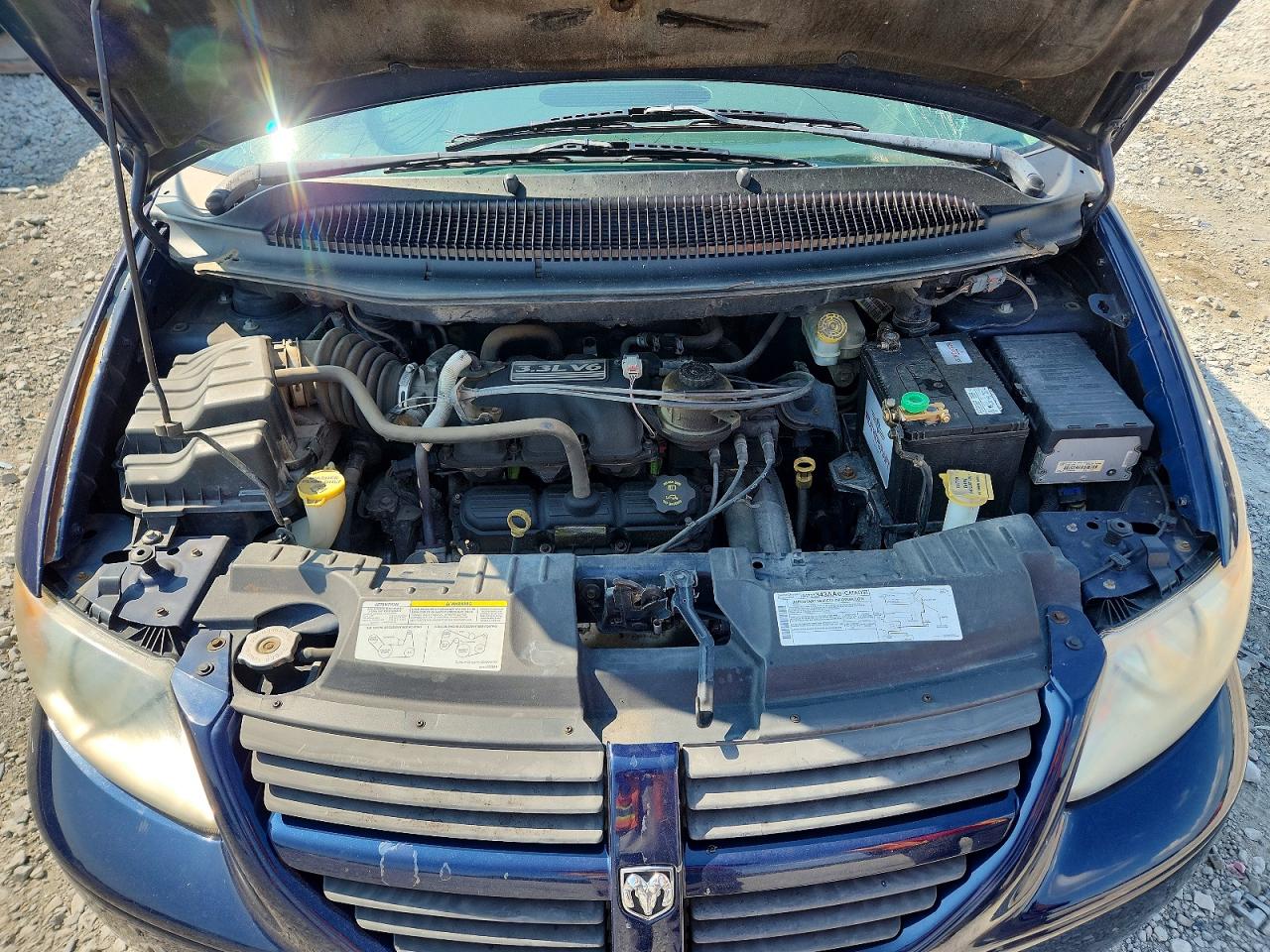 2005 Dodge Grand Caravan Se Blue vin: 1D8GP24RX5B399088
