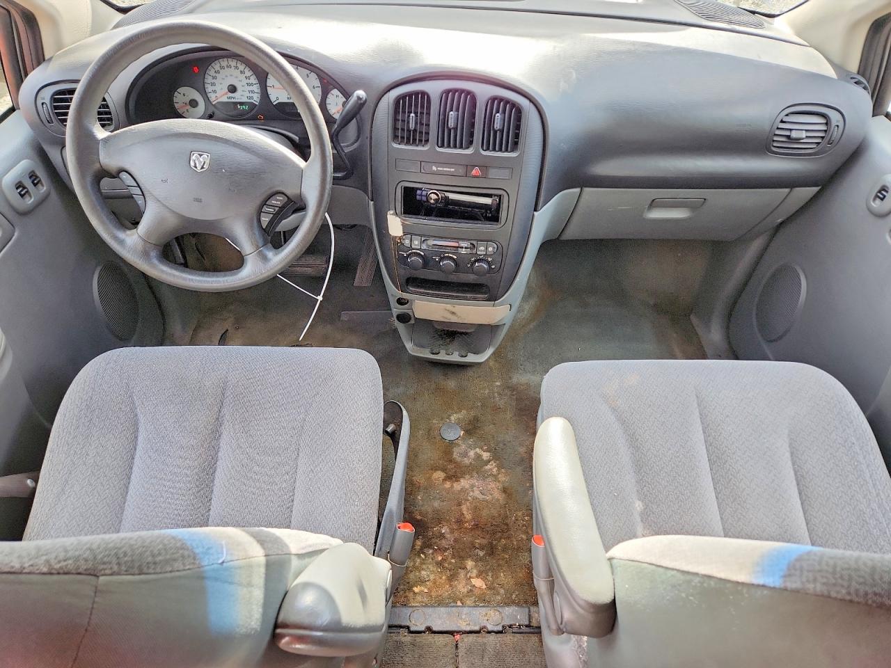 2005 Dodge Grand Caravan Se Белый vin: 1D8GP24RX5B418836