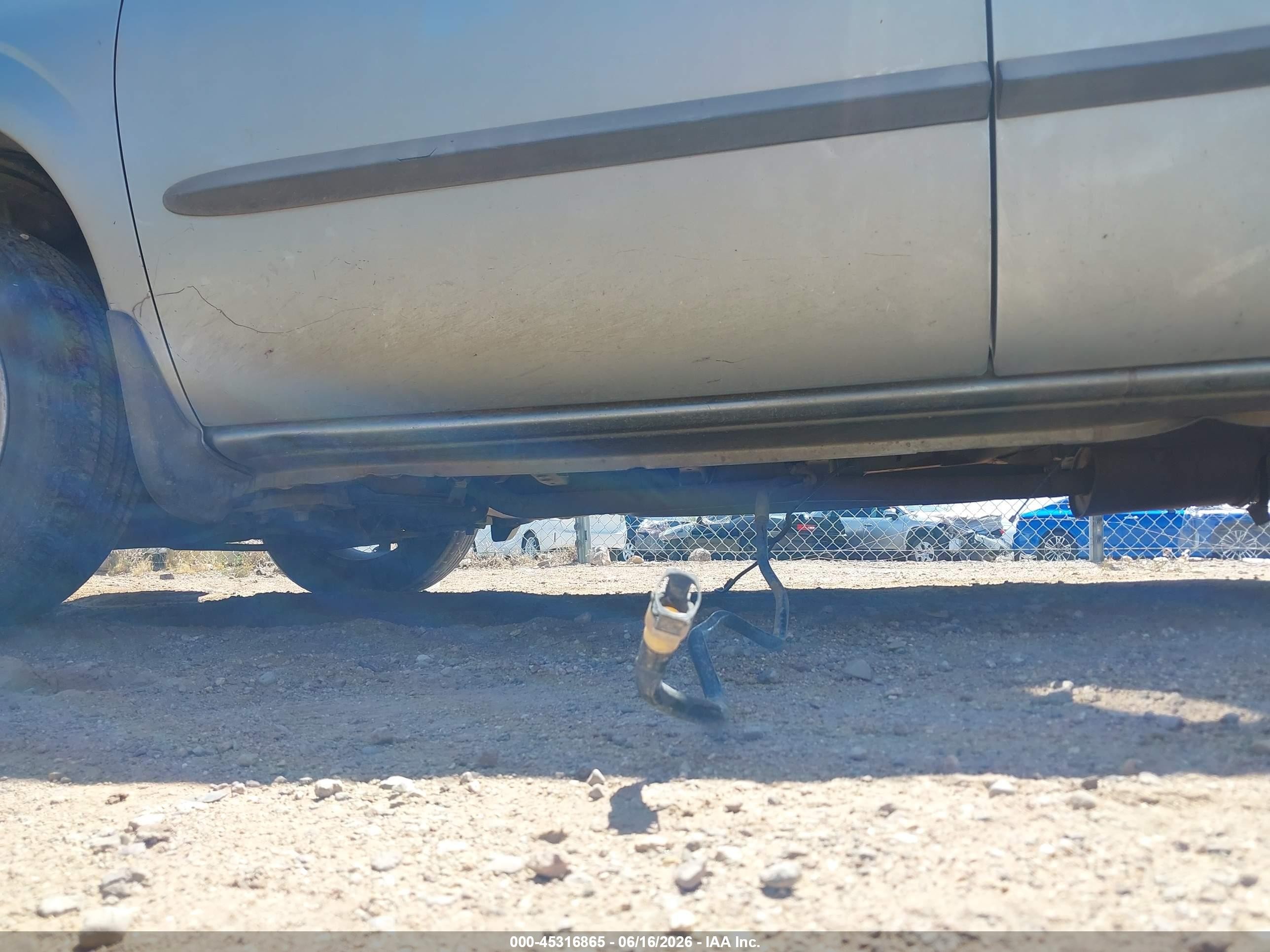 2004 Dodge Caravan Sxt Silver vin: 1D8GP45R14B546326