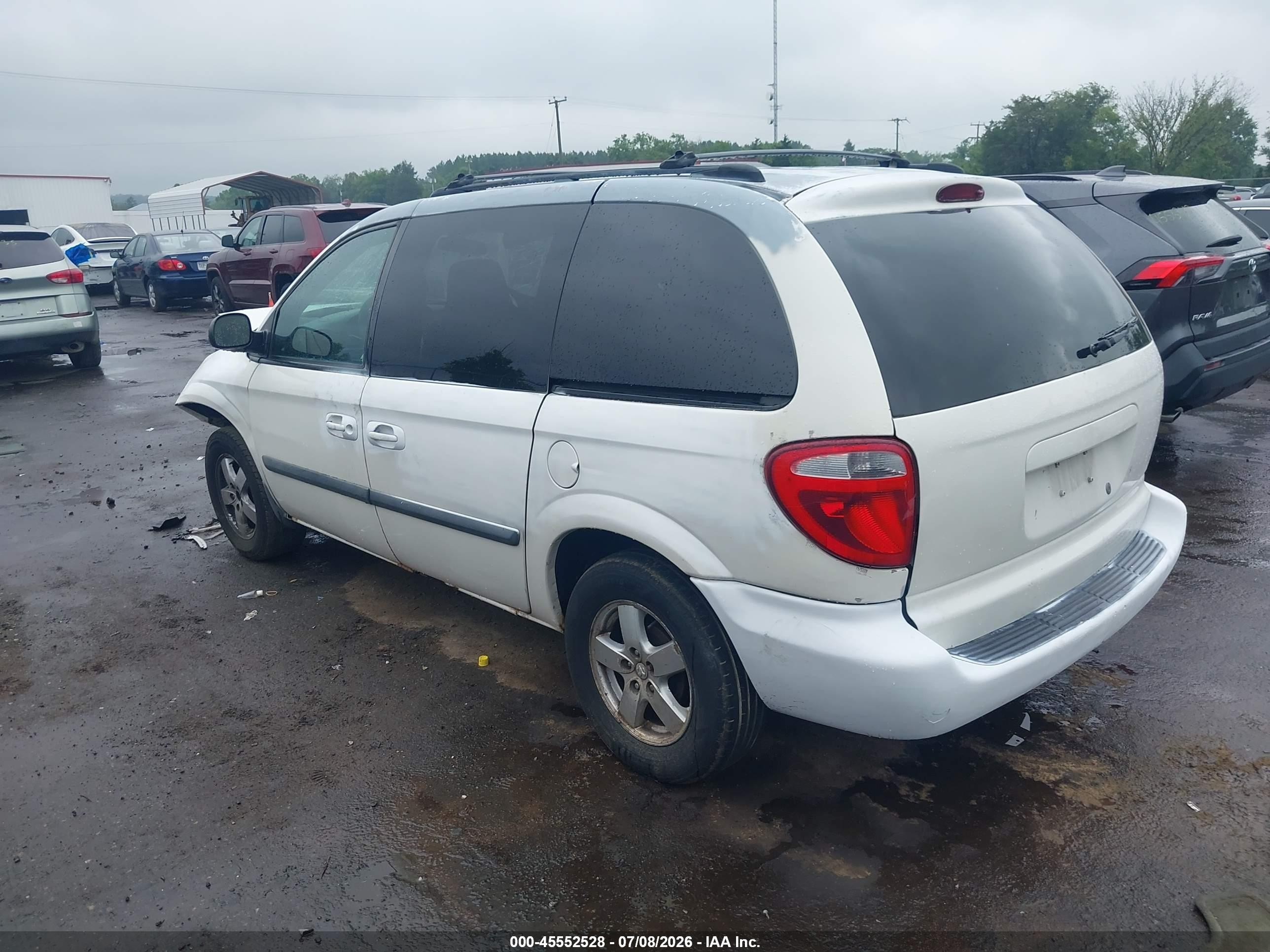 2005 Dodge Caravan Sxt White vin: 1D8GP45R95B272679