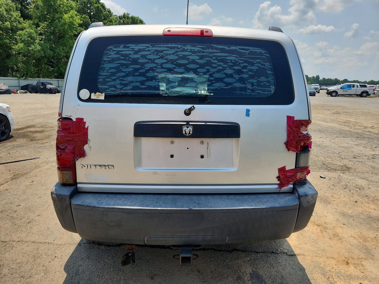 2007 Dodge Nitro Sxt Silver vin: 1D8GT28K37W600897
