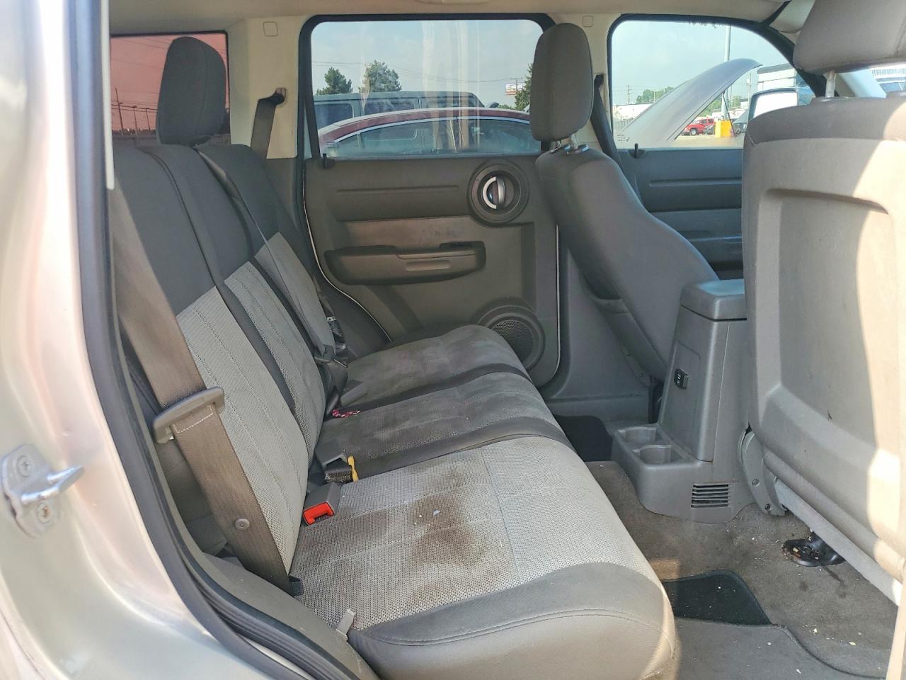 2008 Dodge Nitro Sxt Beige vin: 1D8GT28K38W254089