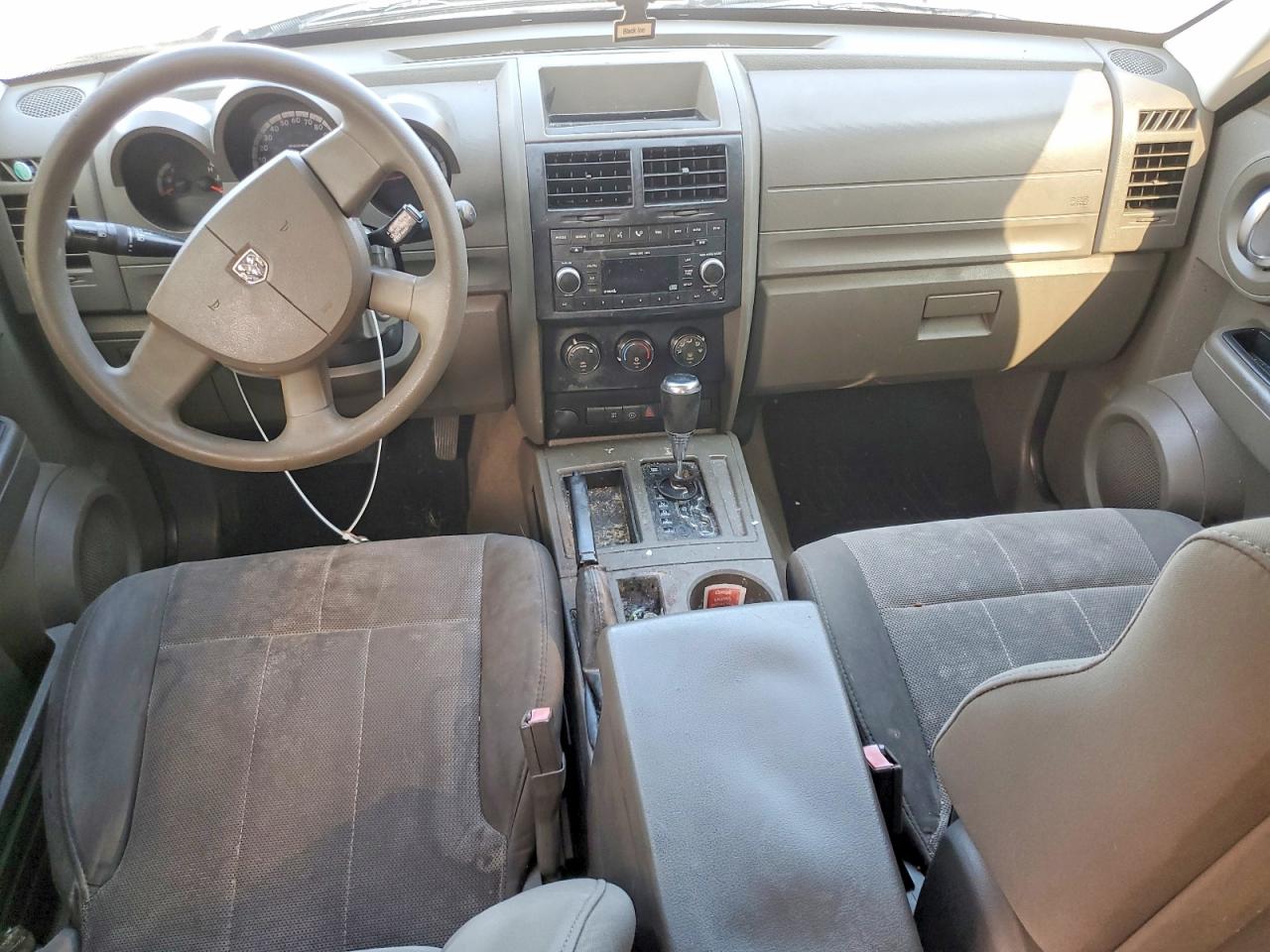 2008 Dodge Nitro Sxt Beige vin: 1D8GT28K38W254089
