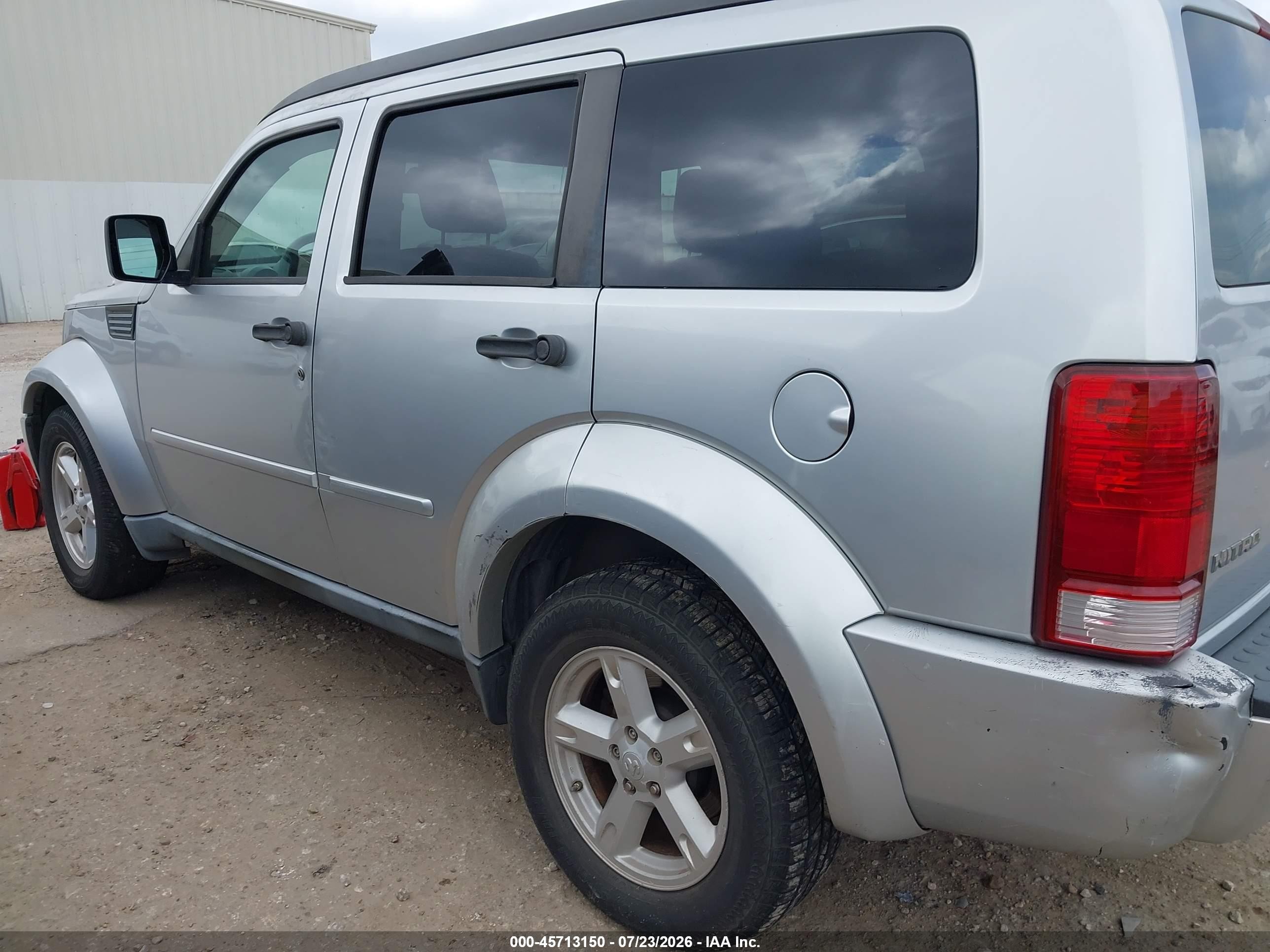 2008 Dodge Nitro Sxt Silver vin: 1D8GT28K78W139169