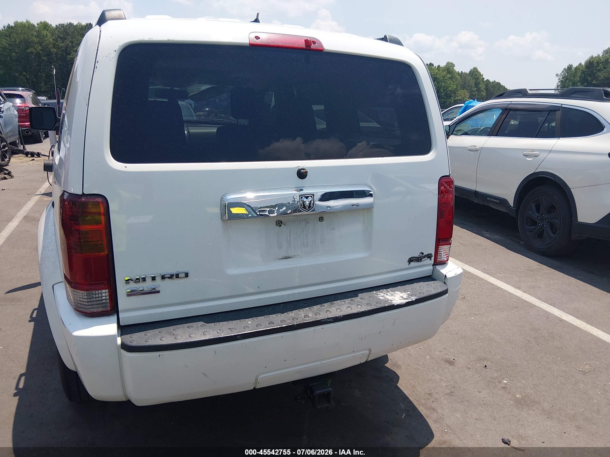 2007 Dodge Nitro Slt/rt White vin: 1D8GT58K47W719608