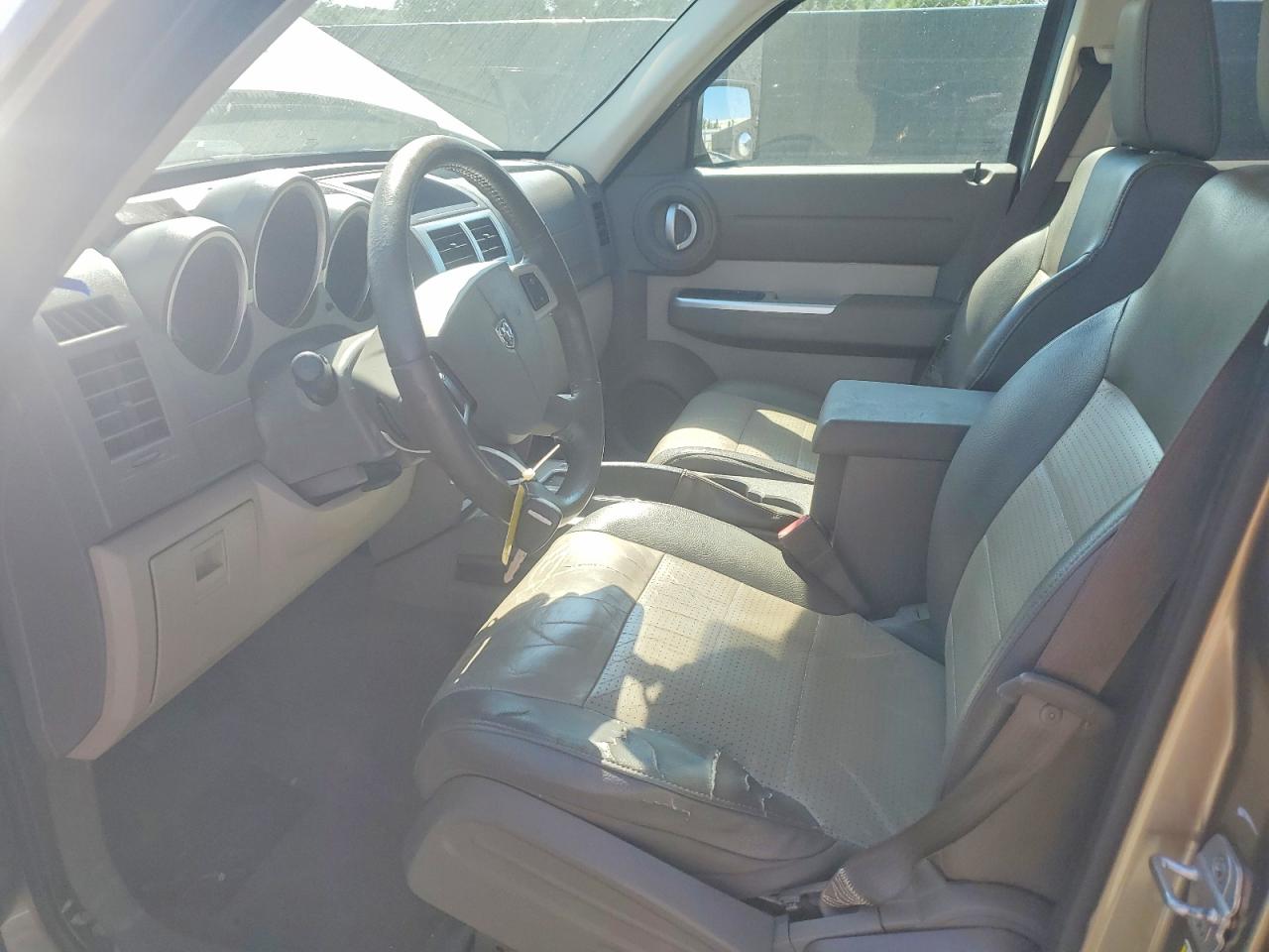 2007 Dodge Nitro Slt Tan vin: 1D8GT58K87W734175