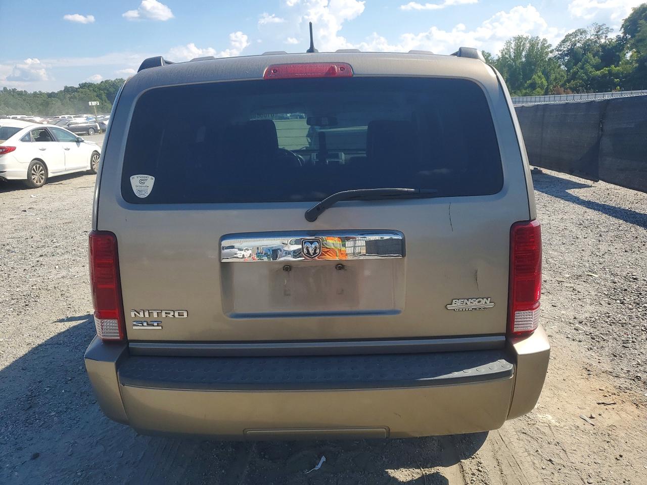 2007 Dodge Nitro Slt Tan vin: 1D8GT58K87W734175
