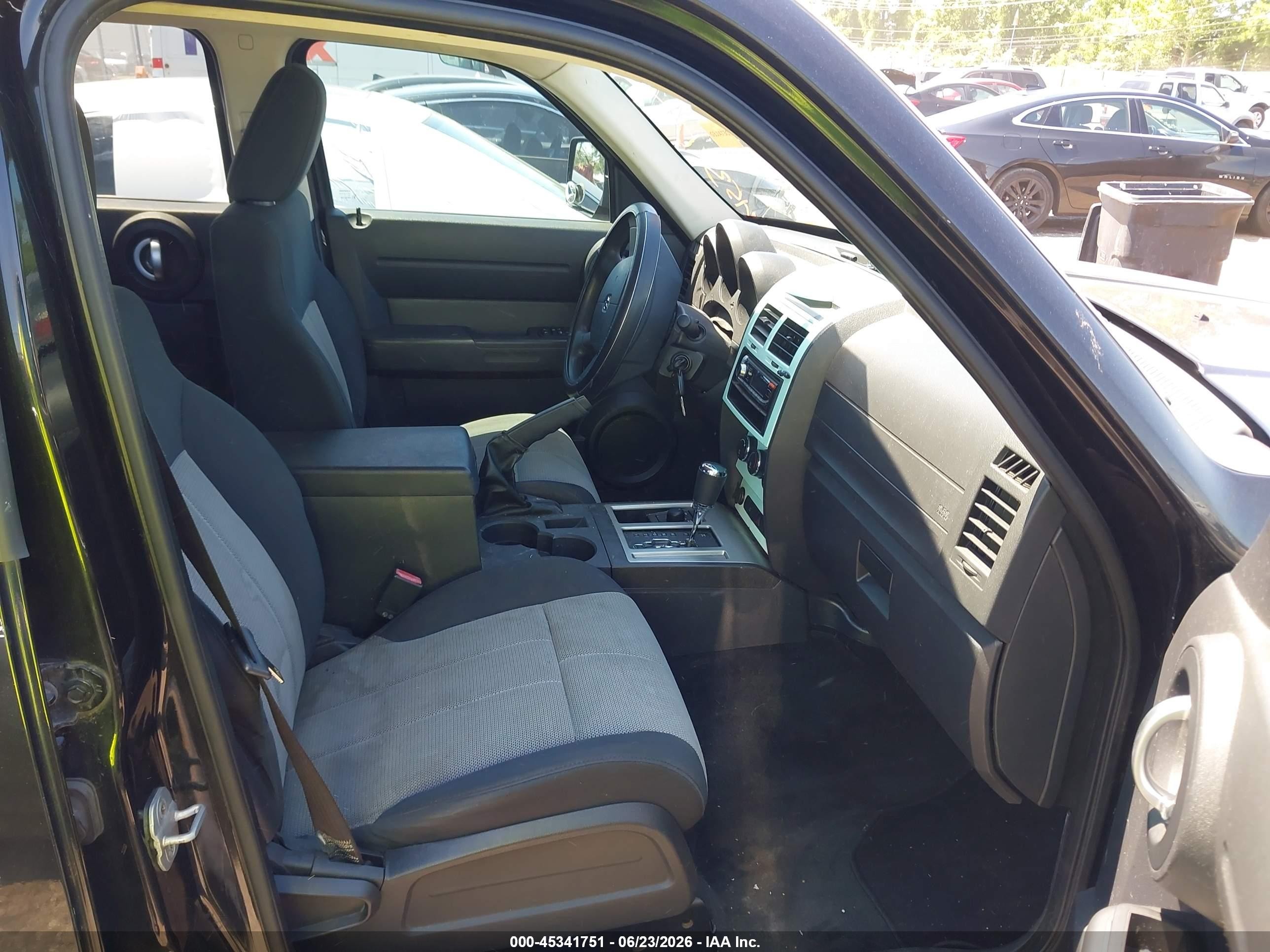 2008 Dodge Nitro Sxt Black vin: 1D8GU28K18W171208