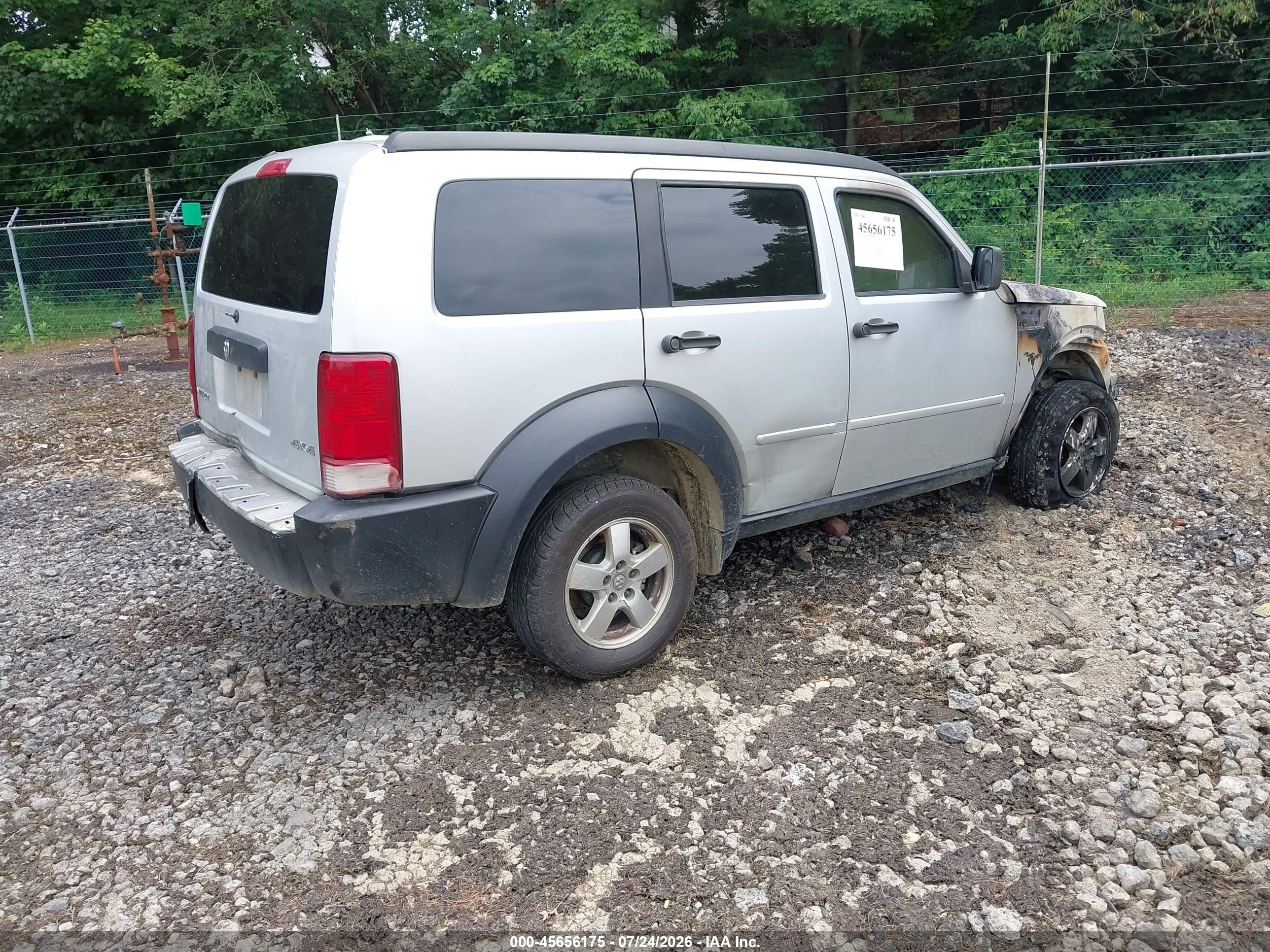 2008 Dodge Nitro Sxt Silver vin: 1D8GU28K18W178823
