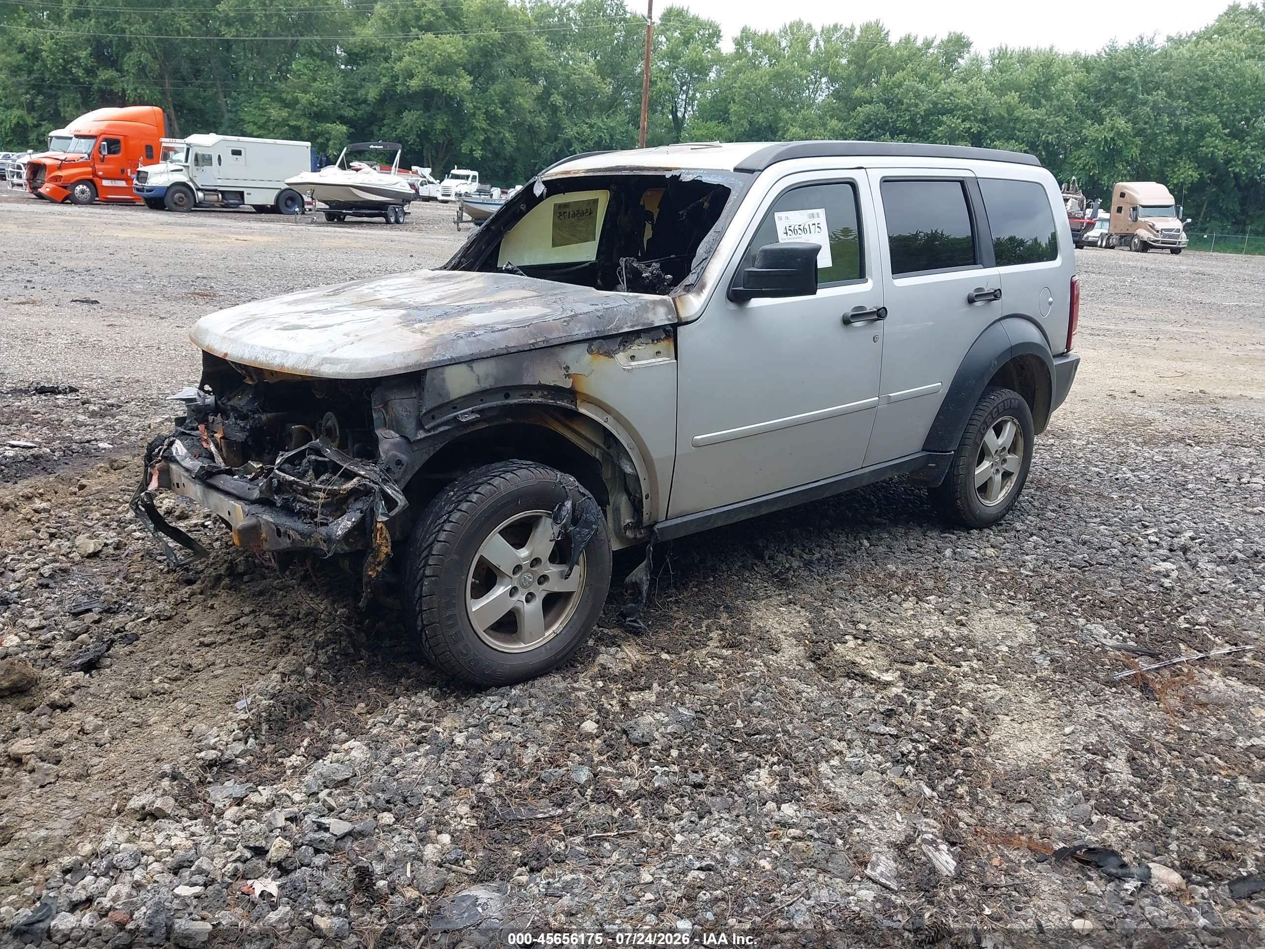 2008 Dodge Nitro Sxt Silver vin: 1D8GU28K18W178823