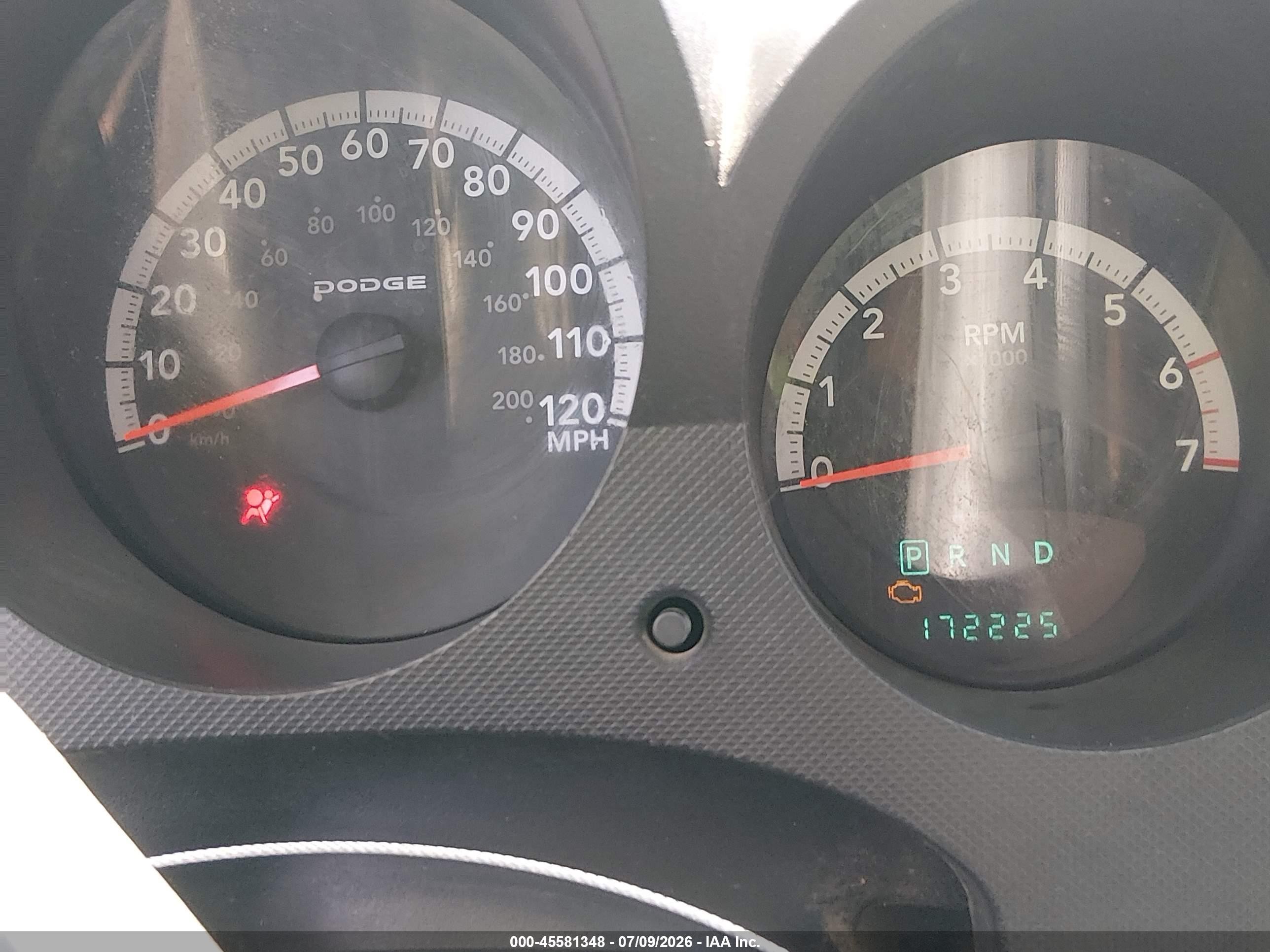 2008 Dodge Nitro Sxt Silver vin: 1D8GU28K28W145636