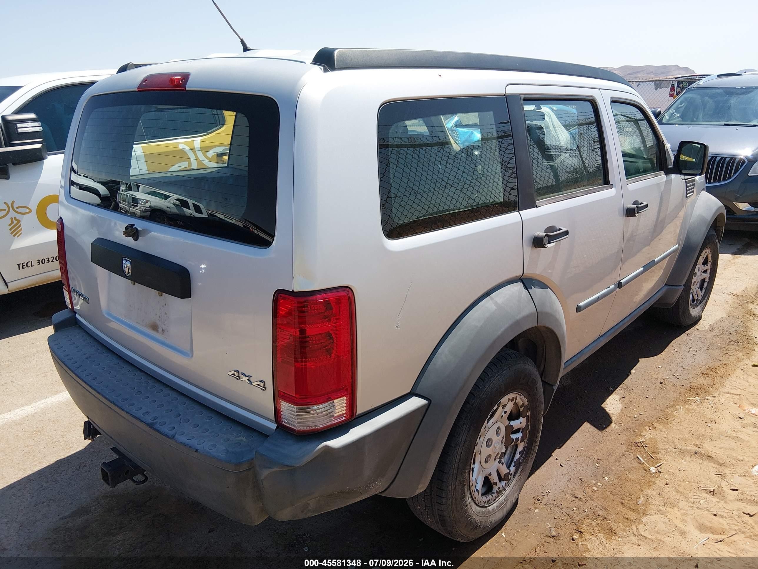 2008 Dodge Nitro Sxt Silver vin: 1D8GU28K28W145636