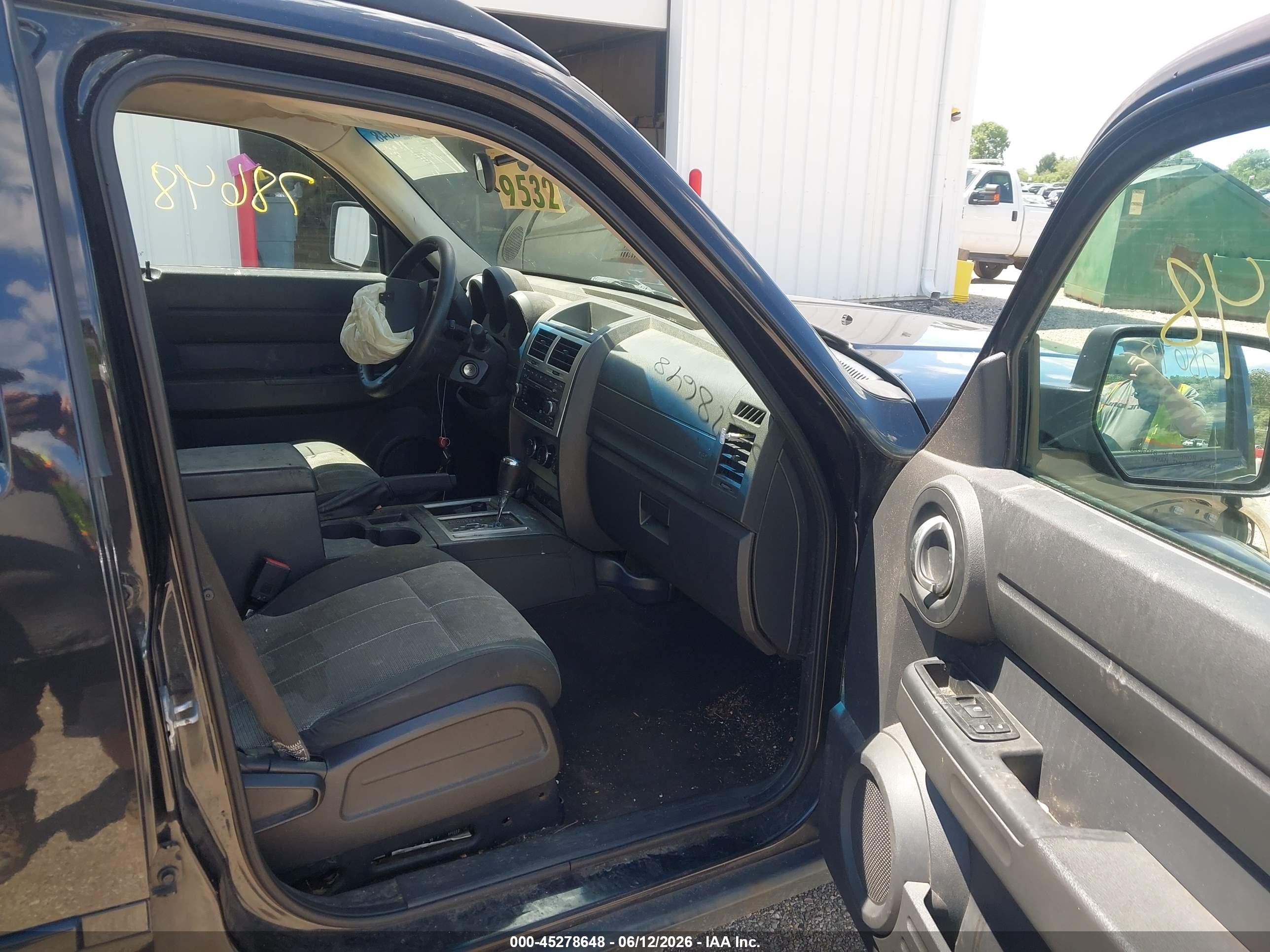 2008 Dodge Nitro Sxt Черный vin: 1D8GU28K28W267087