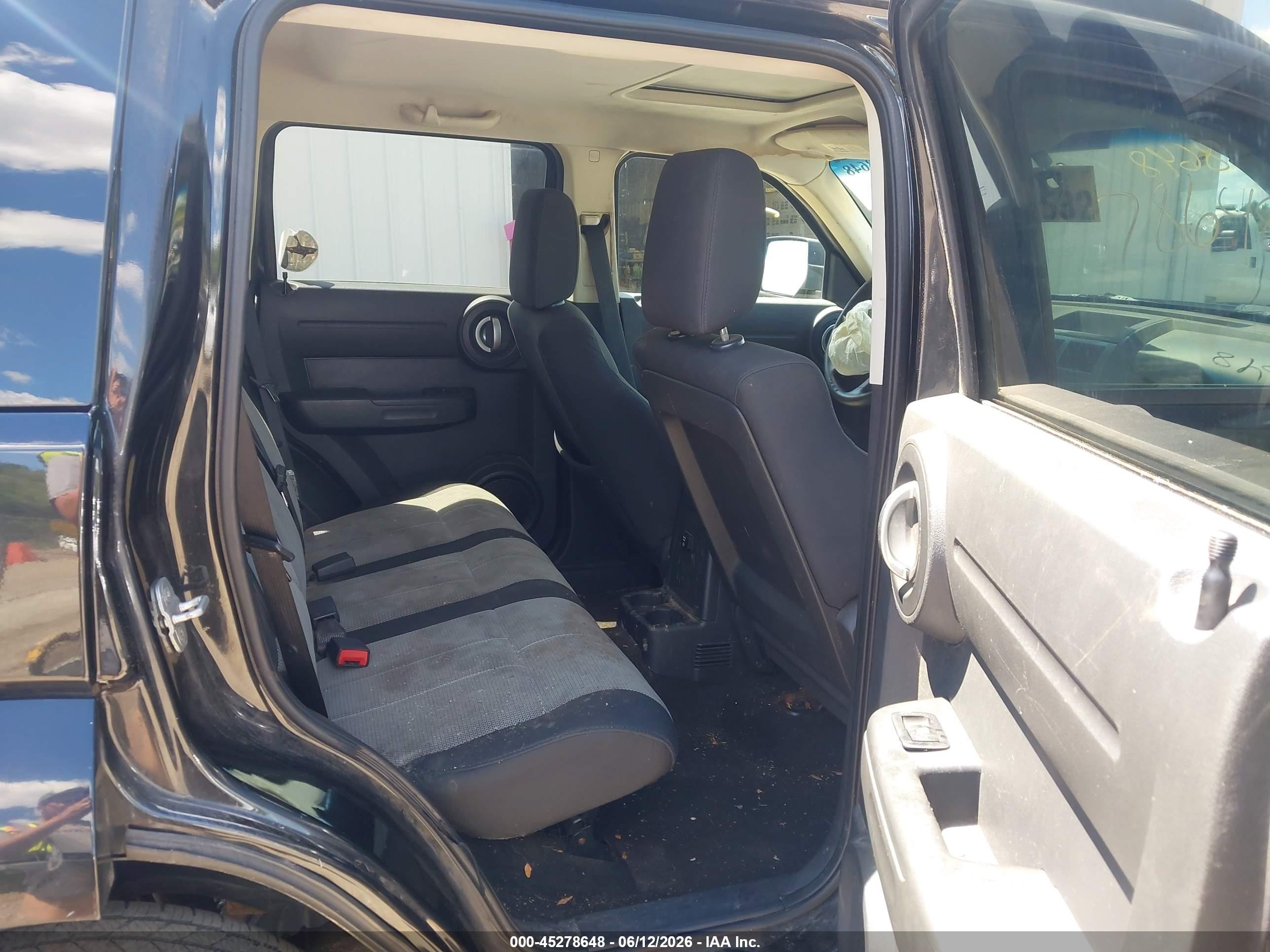 2008 Dodge Nitro Sxt Черный vin: 1D8GU28K28W267087