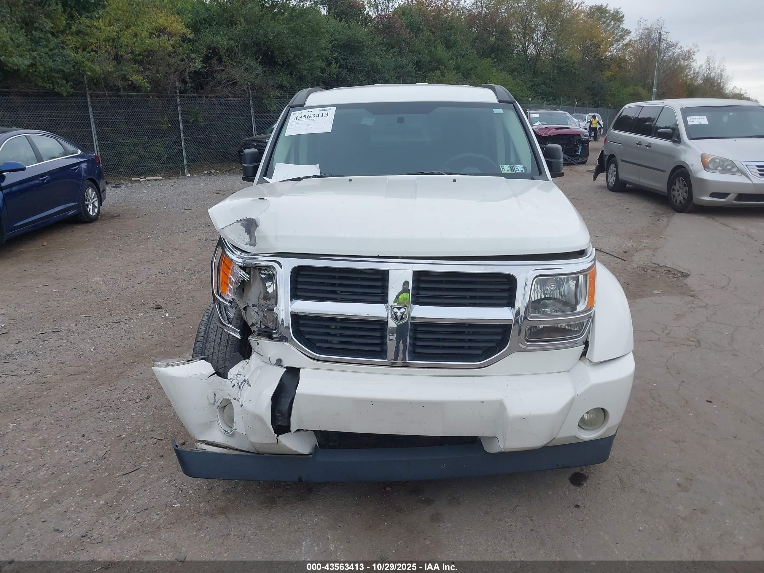 2009 Dodge Nitro Se White vin: 1D8GU28K39W525991