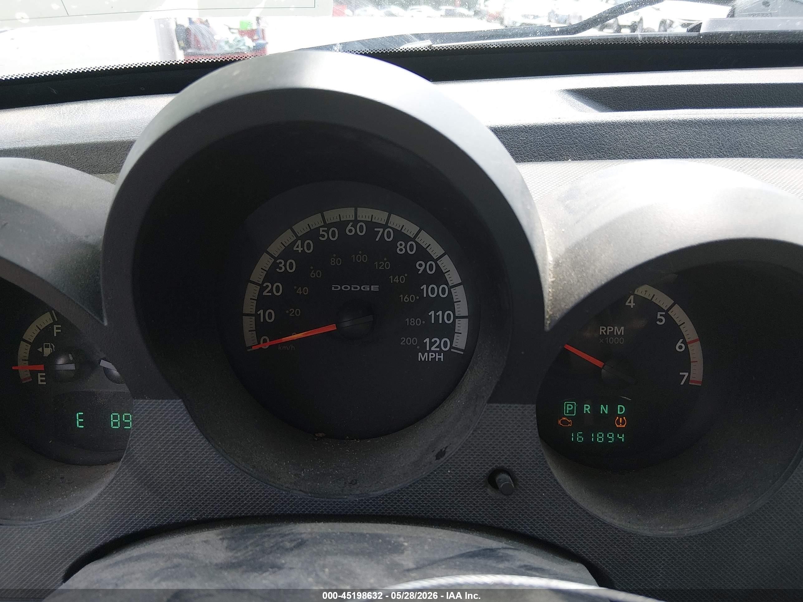 2007 Dodge Nitro Sxt Silver vin: 1D8GU28K47W588711