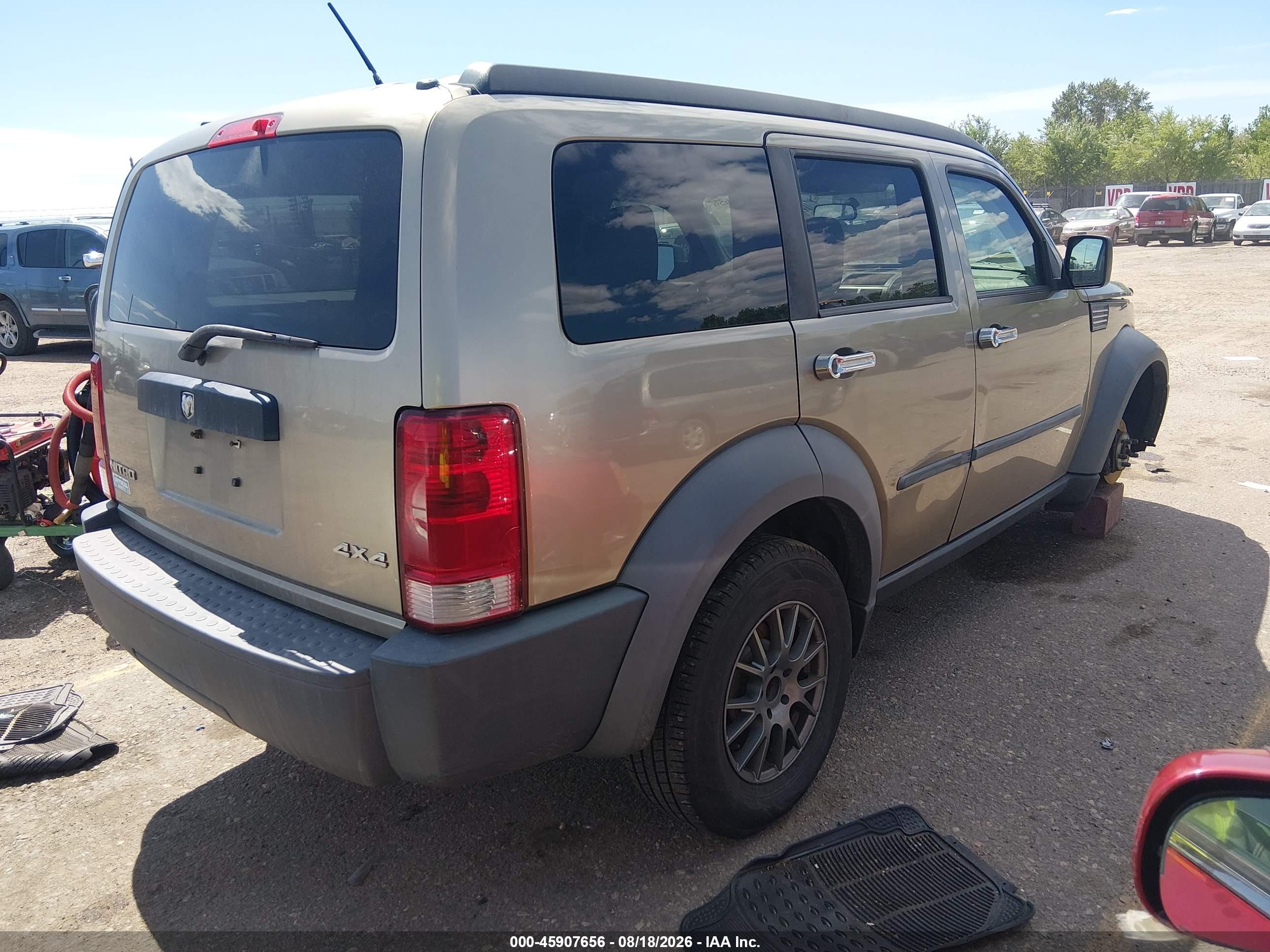 2007 Dodge Nitro Sxt Tan vin: 1D8GU28K67W587611