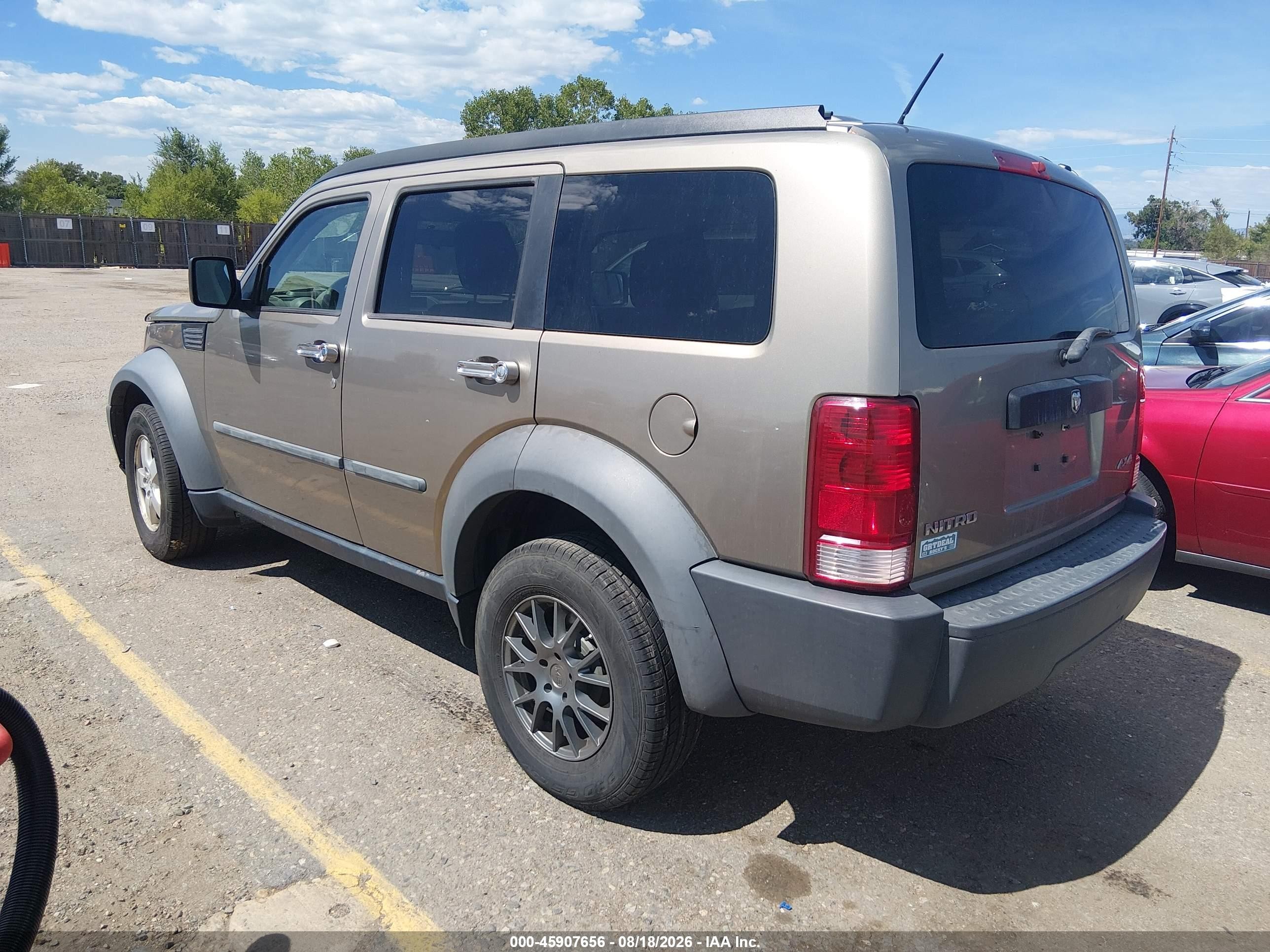 2007 Dodge Nitro Sxt Tan vin: 1D8GU28K67W587611