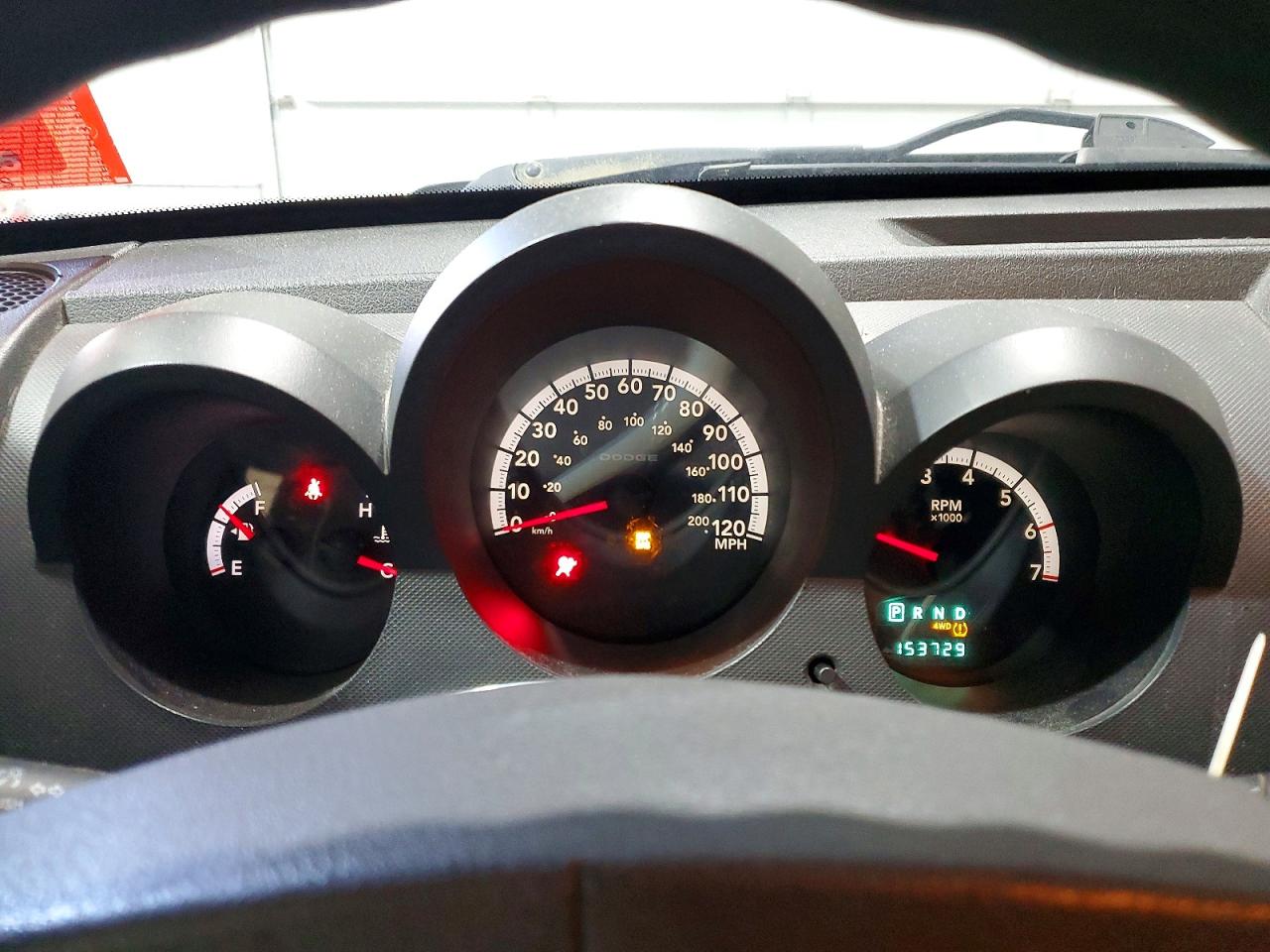 2008 Dodge Nitro Sxt Silver vin: 1D8GU28K68W128094