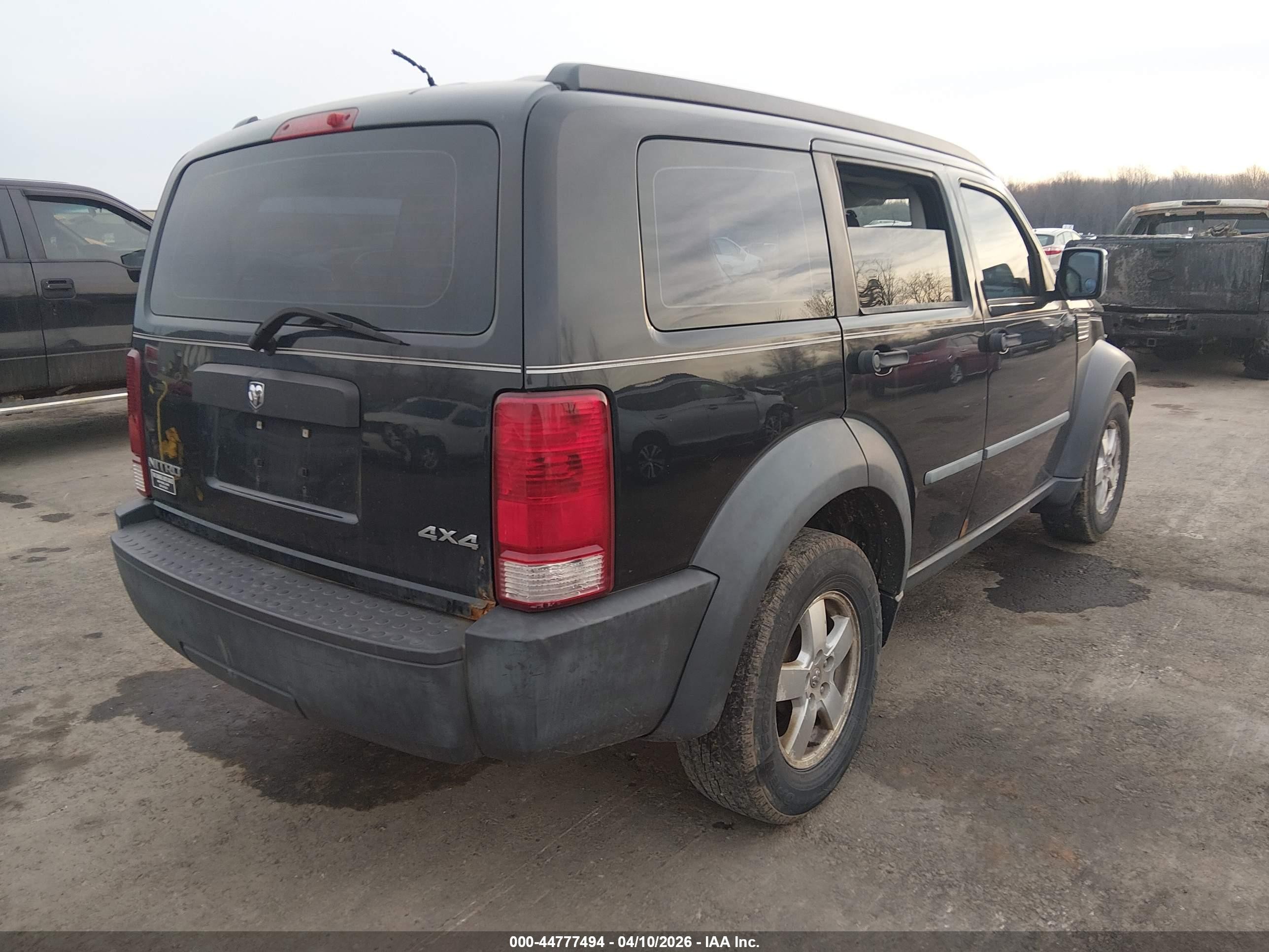2008 Dodge Nitro Sxt Black vin: 1D8GU28K68W243181