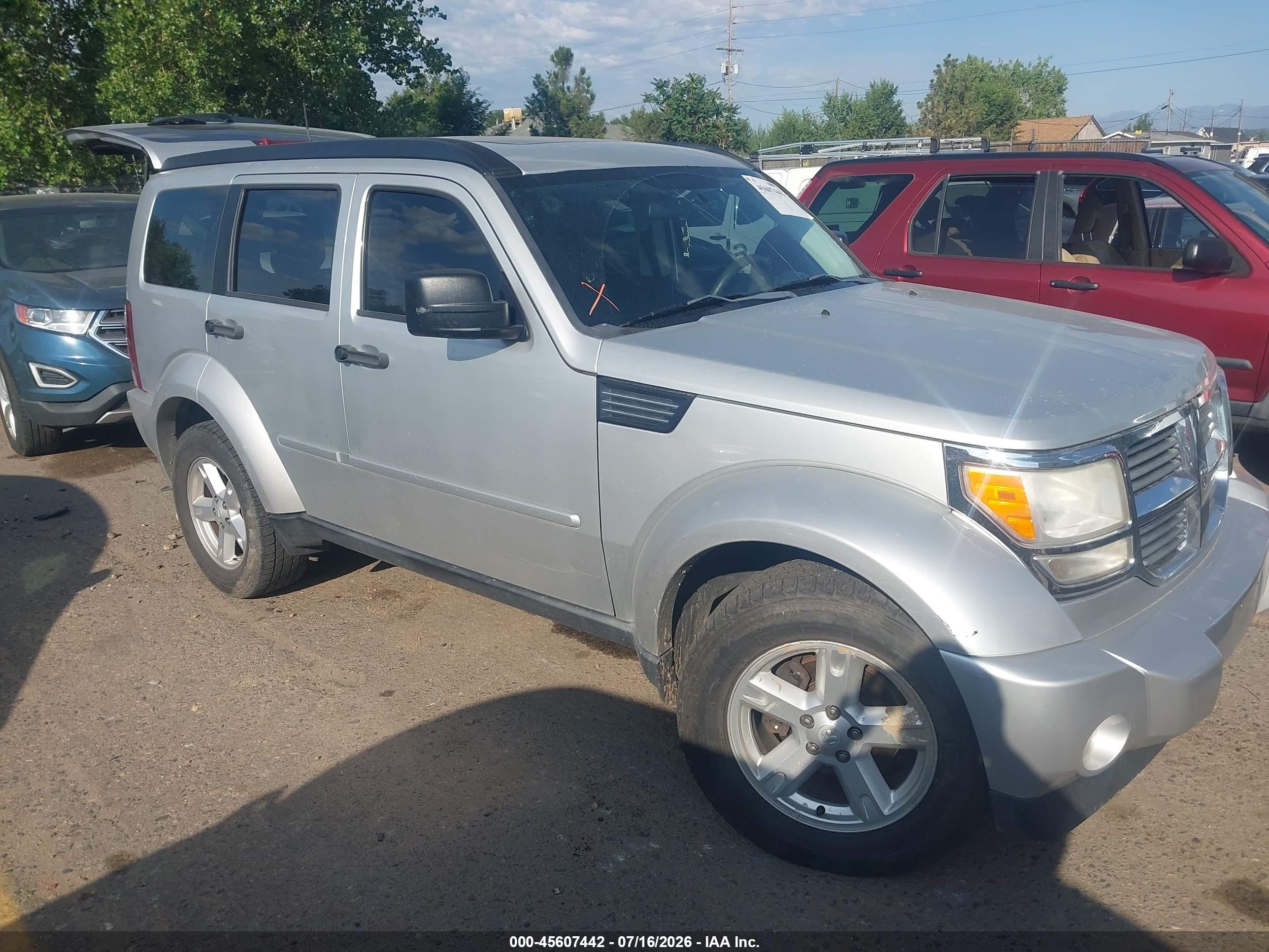2008 Dodge Nitro Sxt Серый vin: 1D8GU28K78W168345