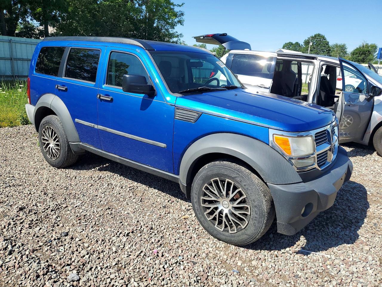 2007 Dodge Nitro Sxt Blue vin: 1D8GU28K87W642365