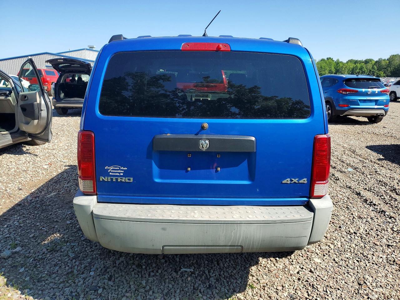 2007 Dodge Nitro Sxt Blue vin: 1D8GU28K87W642365