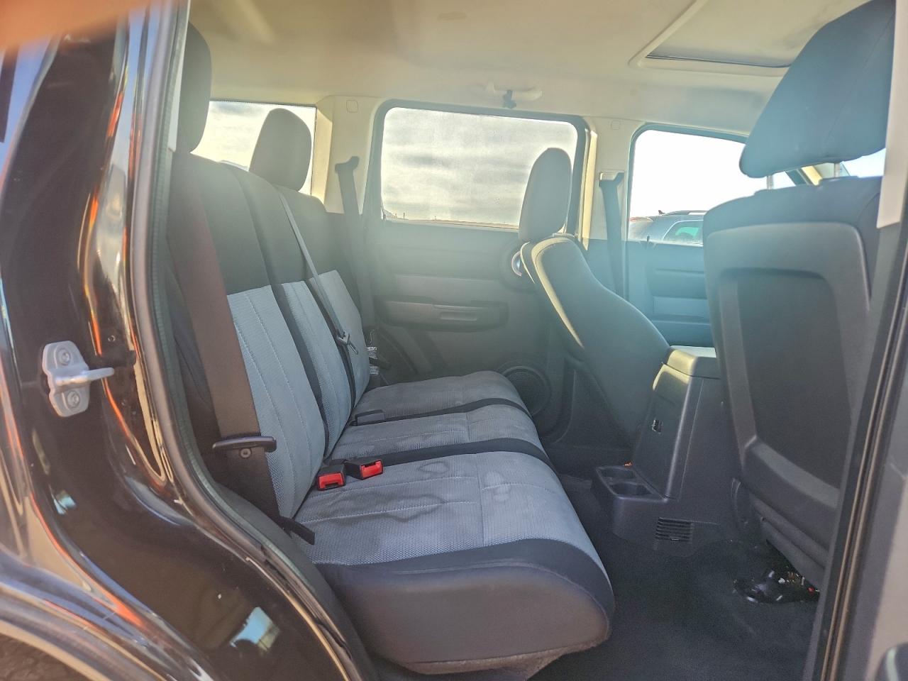 2007 Dodge Nitro Sxt Black vin: 1D8GU28KX7W569340