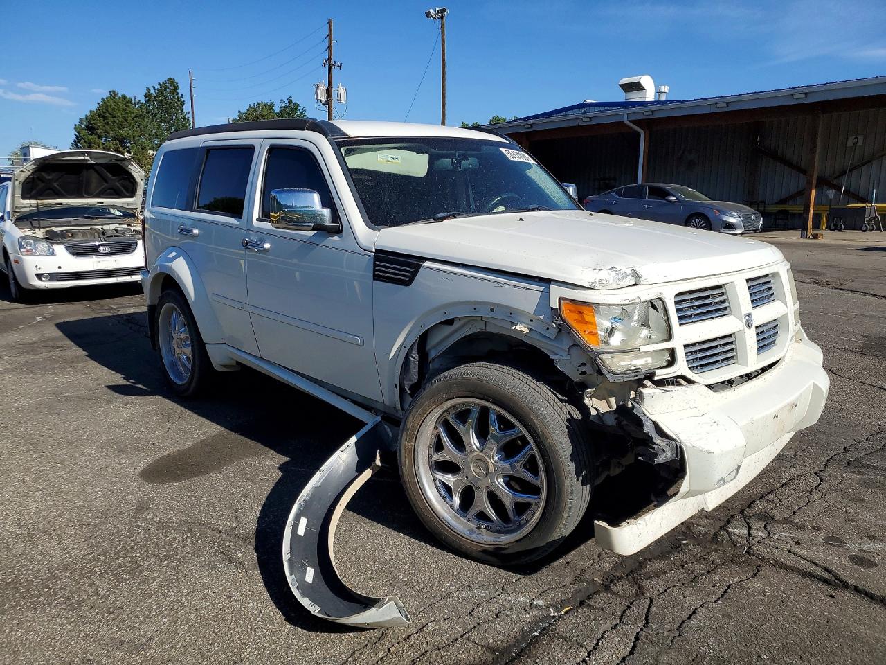 2007 Dodge Nitro R White vin: 1D8GU58637W732320