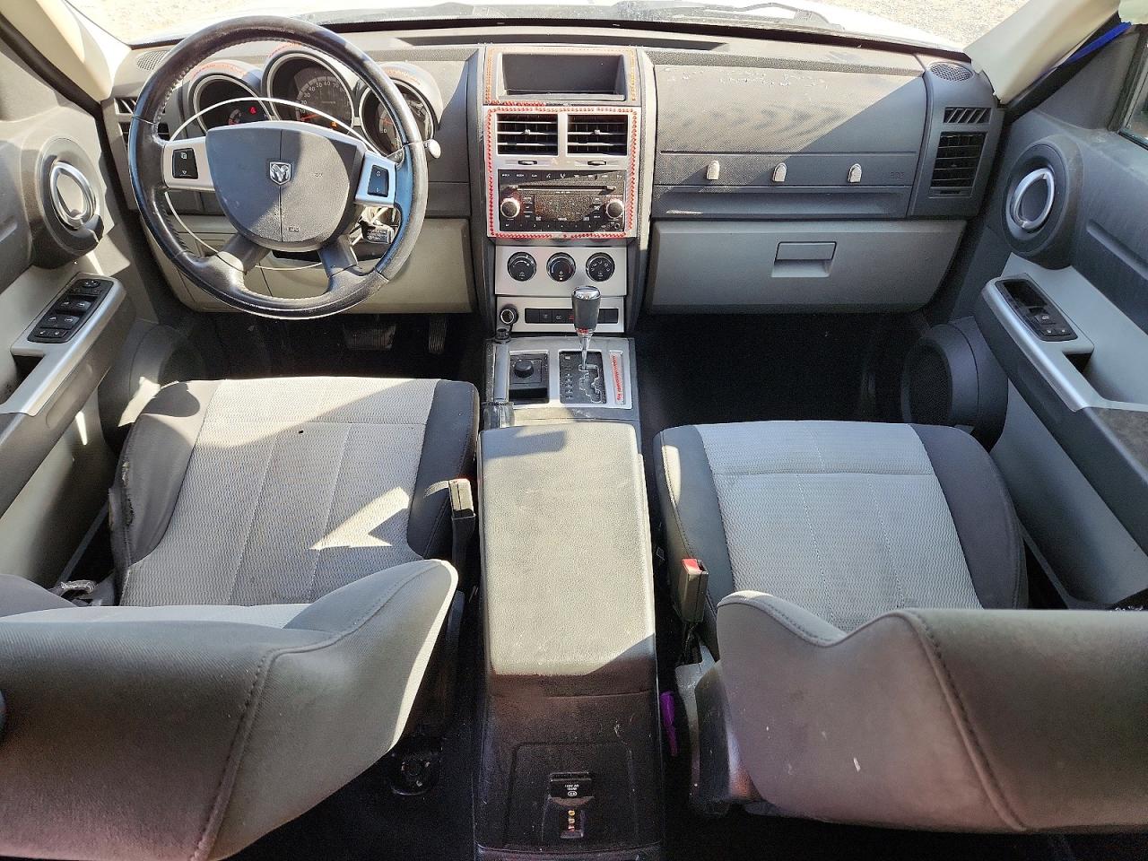 2008 Dodge Nitro Slt Silver vin: 1D8GU58K18W238942