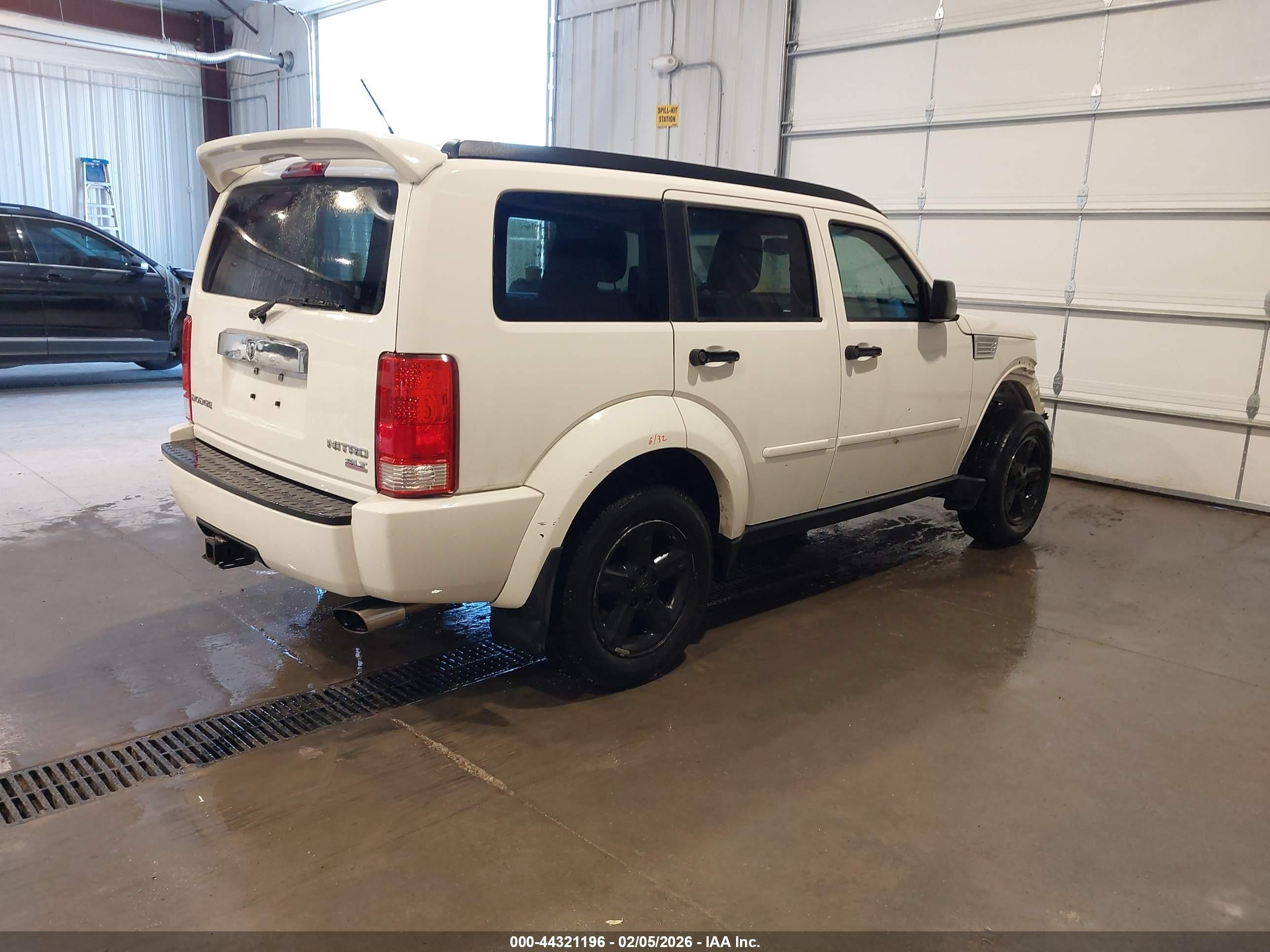 2009 Dodge Nitro Slt/rt White vin: 1D8GU58K29W527037