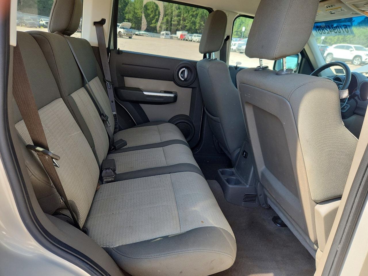 2008 Dodge Nitro Slt Beige vin: 1D8GU58K38W287771