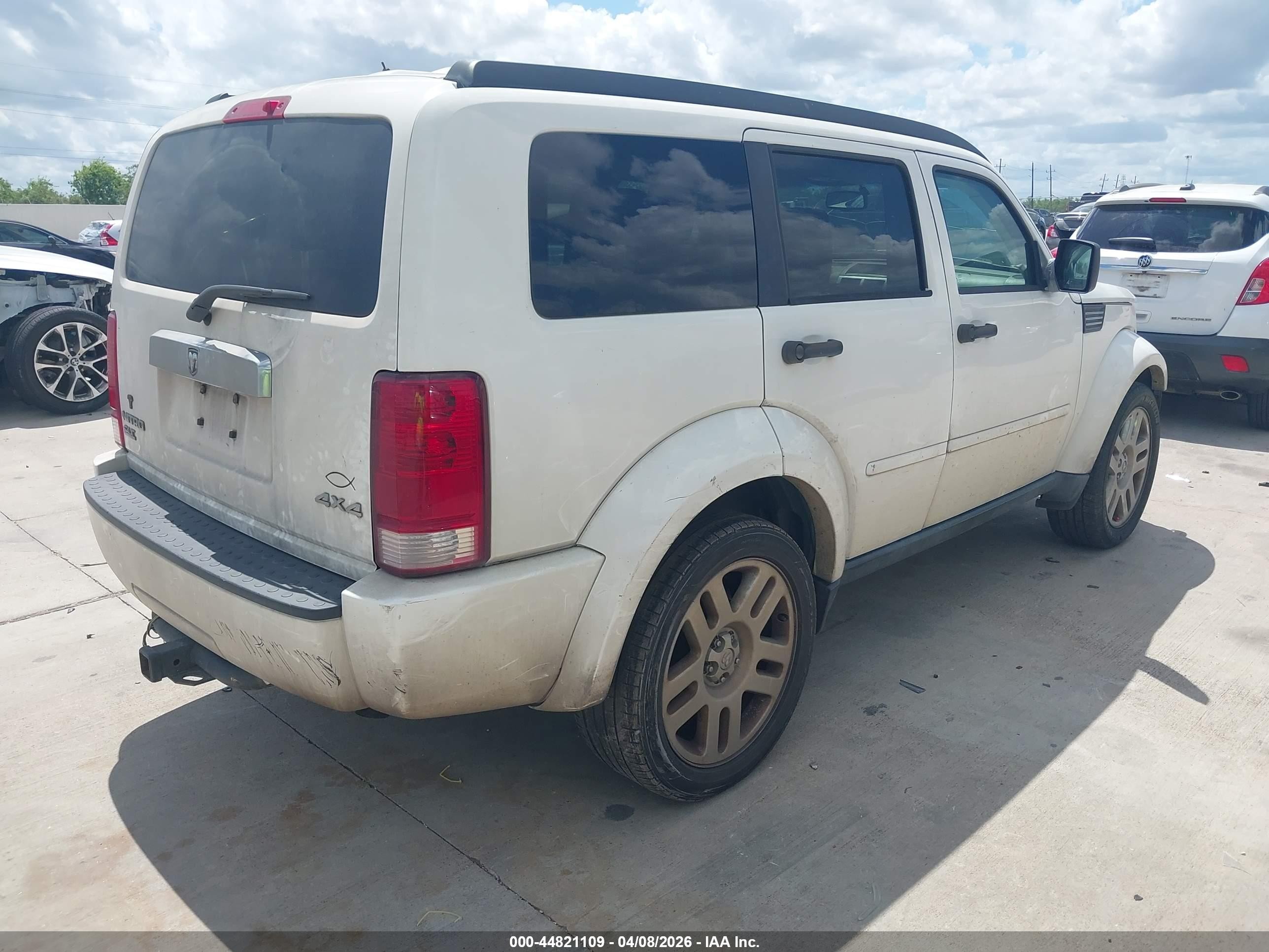 2007 Dodge Nitro Slt/rt White vin: 1D8GU58K67W738299