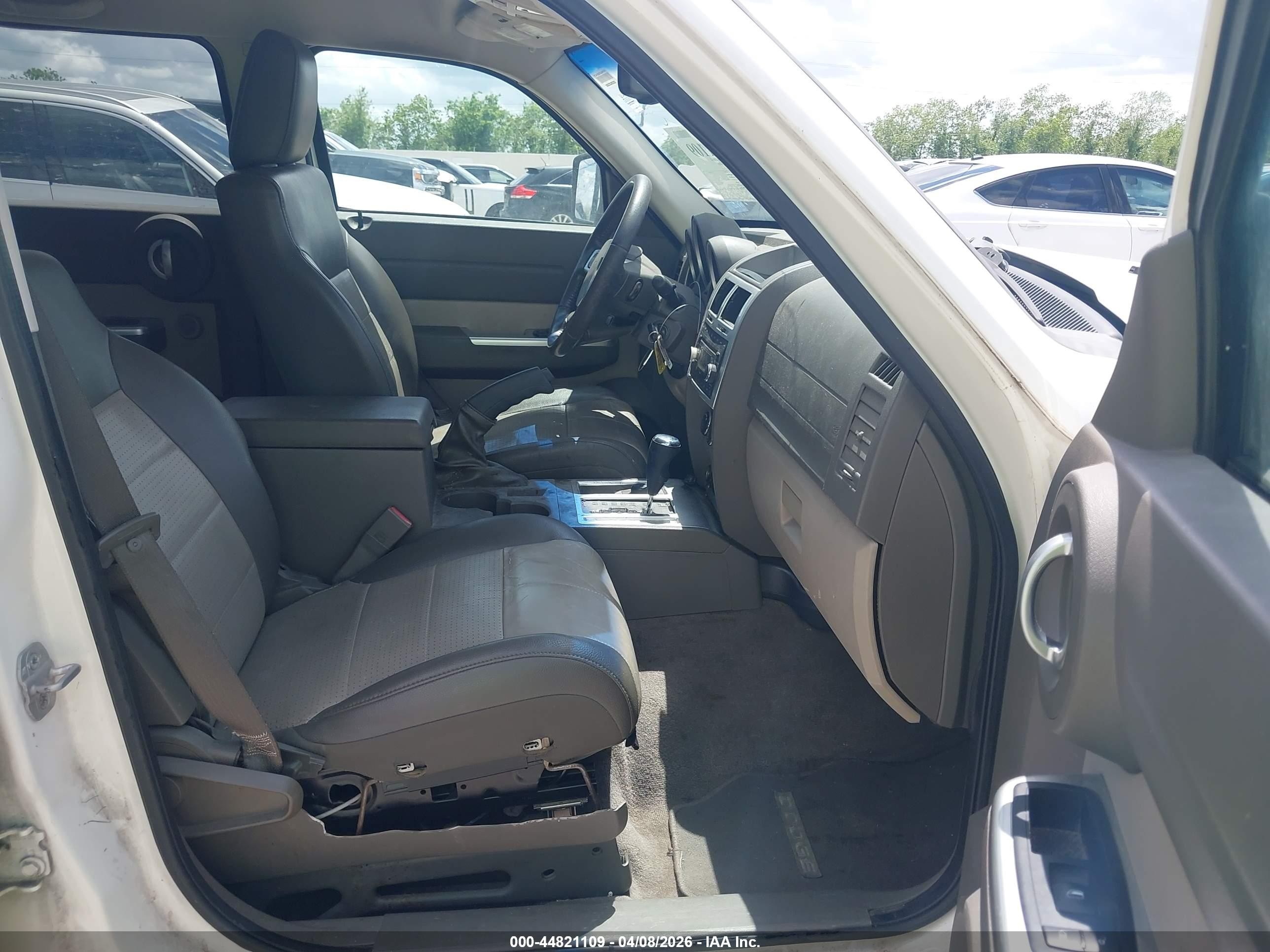 2007 Dodge Nitro Slt/rt White vin: 1D8GU58K67W738299