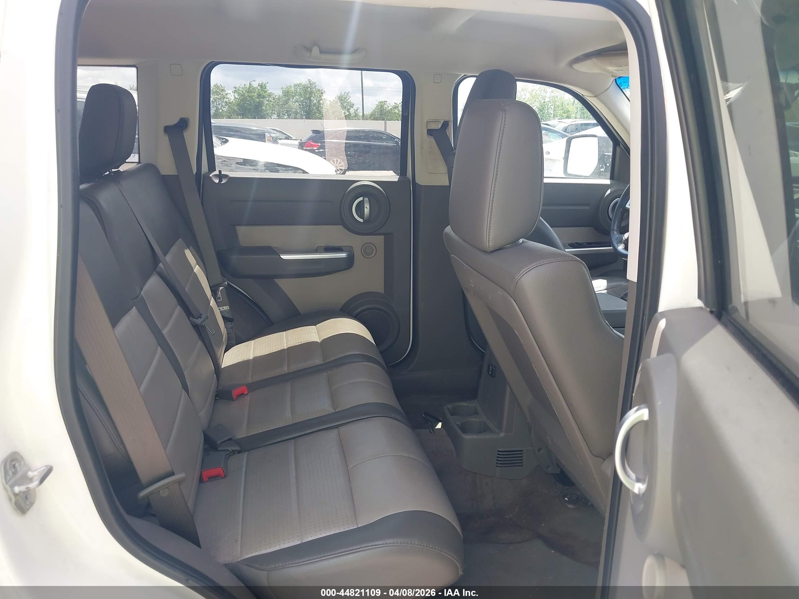 2007 Dodge Nitro Slt/rt White vin: 1D8GU58K67W738299